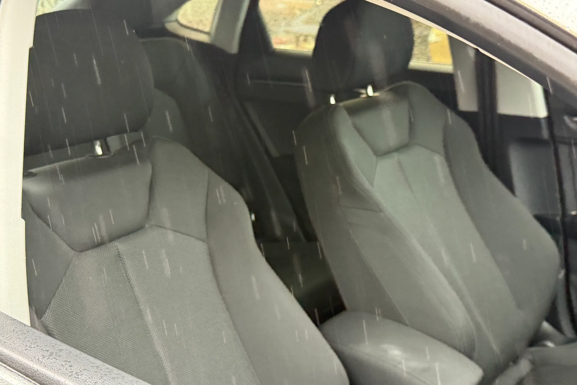 Audi Q3 thumbnail image number 30