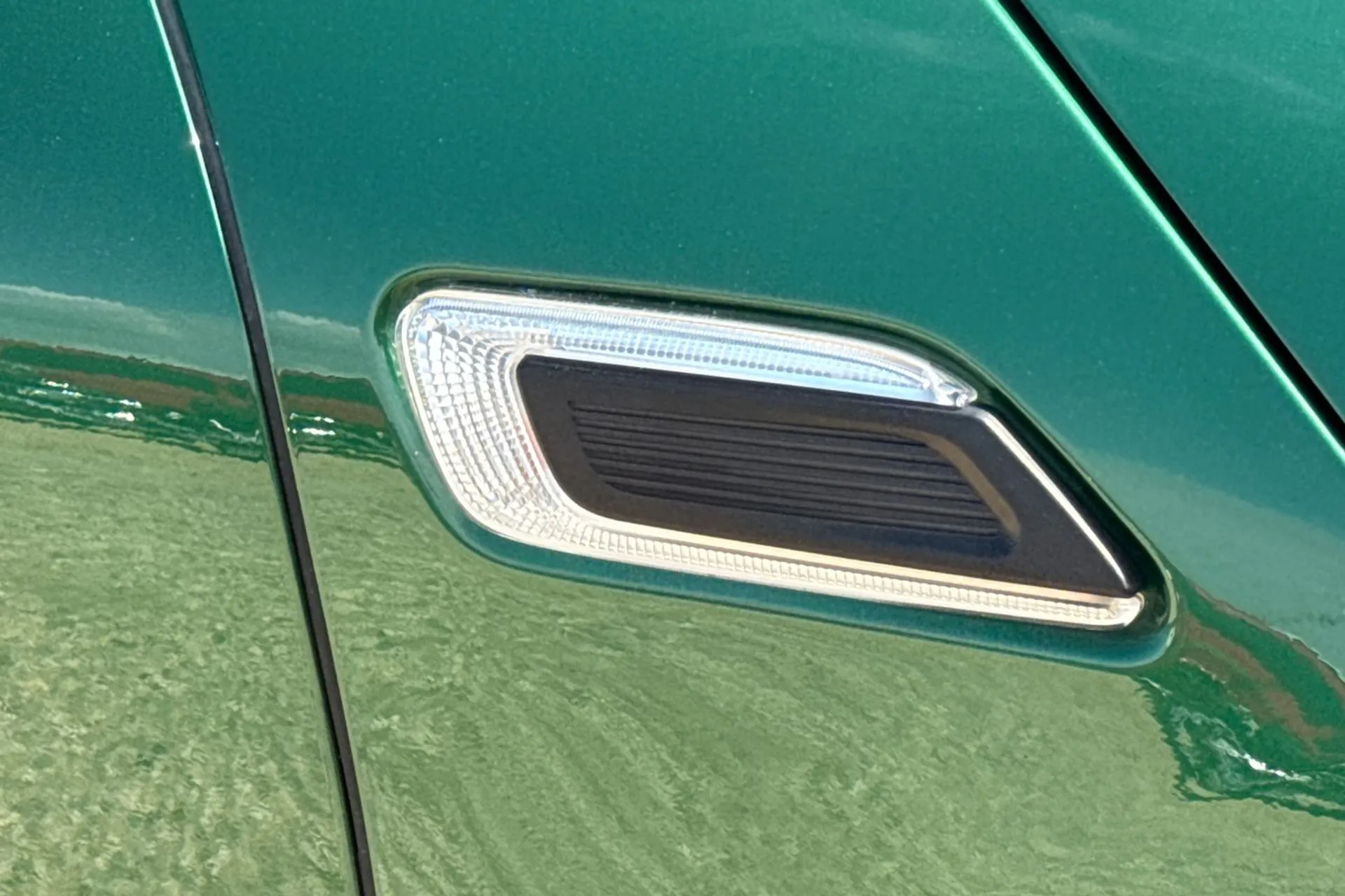 MINI CLUBMAN thumbnail image number 53