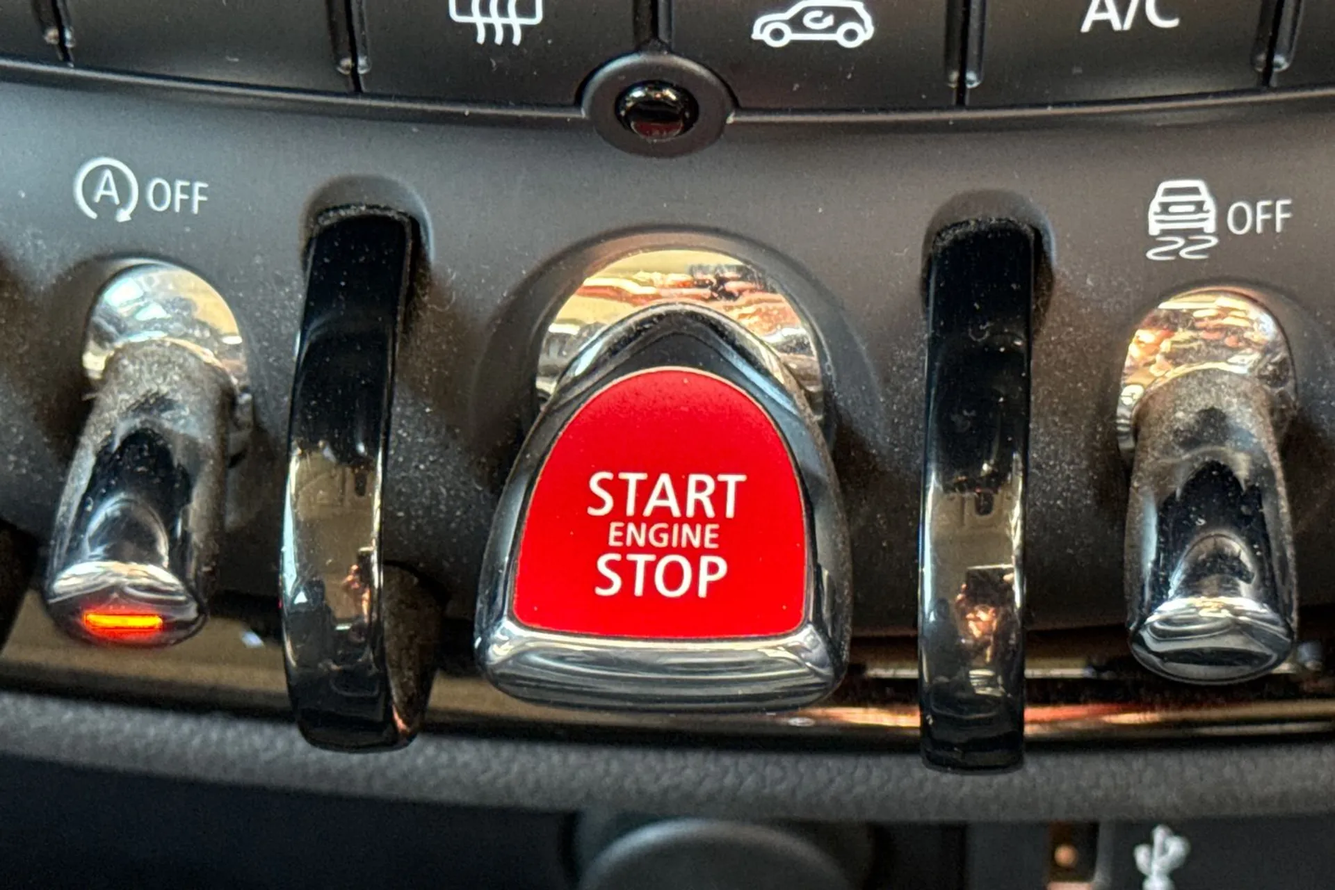 MINI CLUBMAN thumbnail image number 44