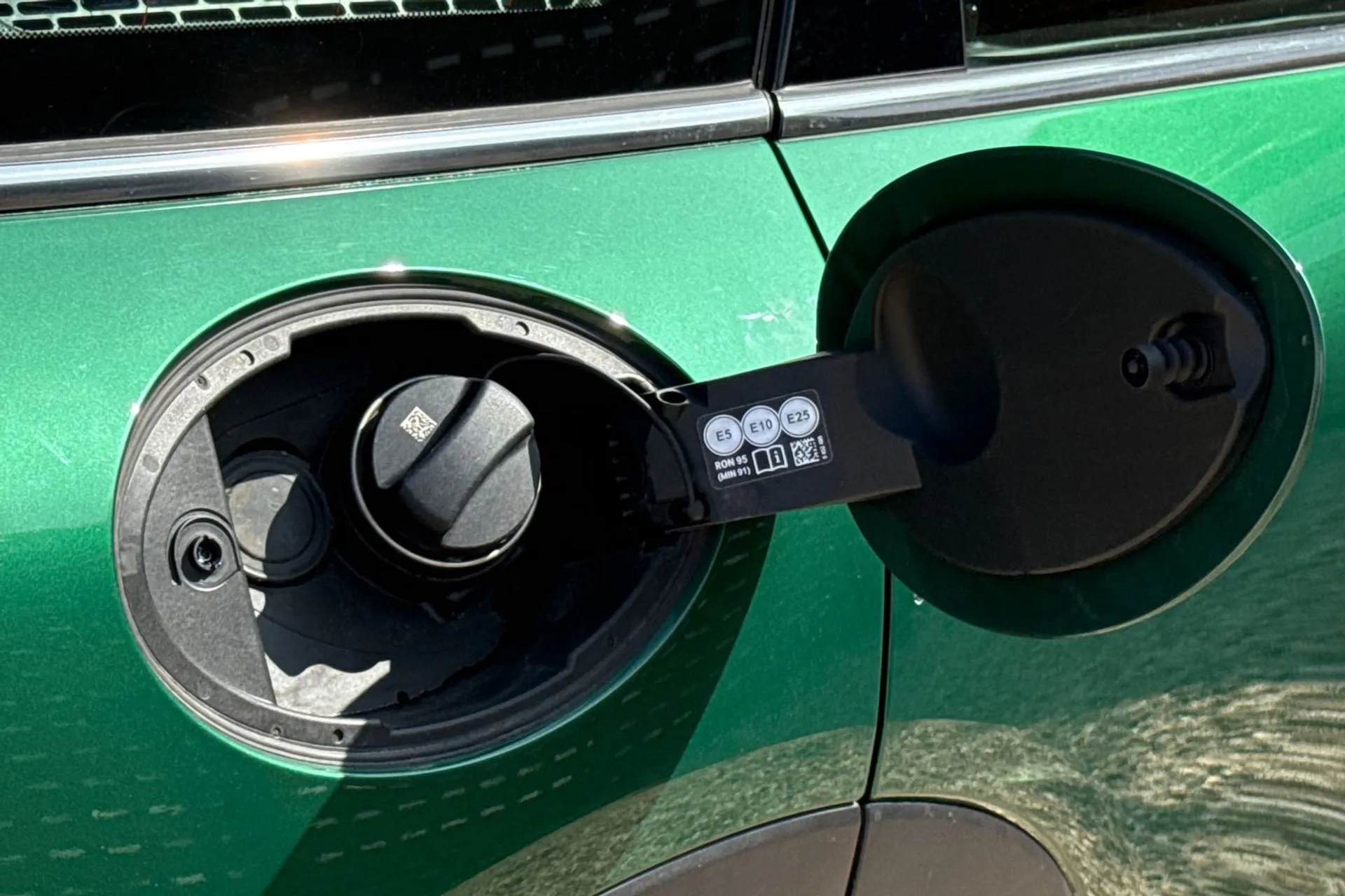 MINI CLUBMAN thumbnail image number 19