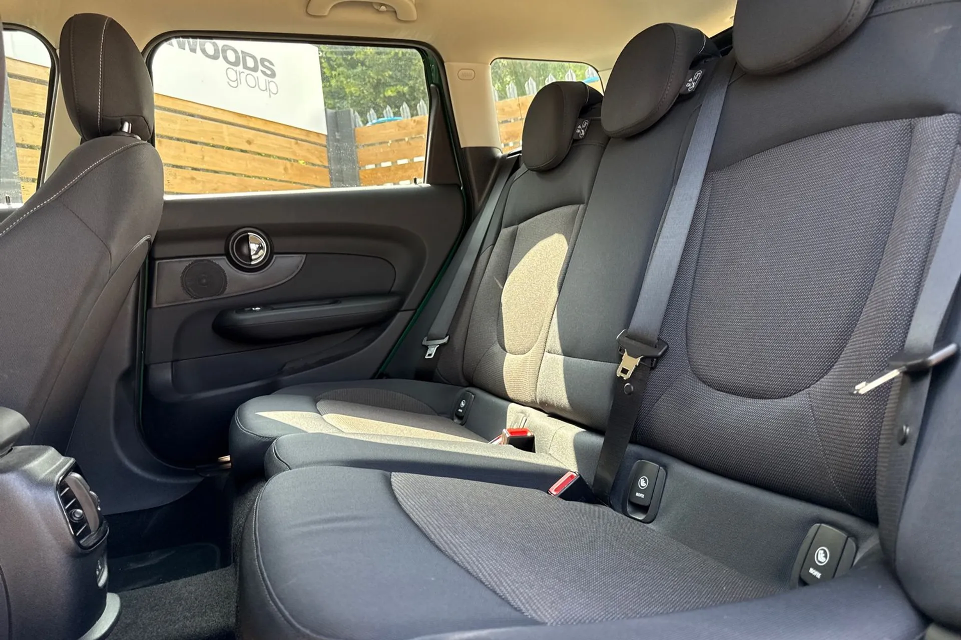 MINI CLUBMAN thumbnail image number 31