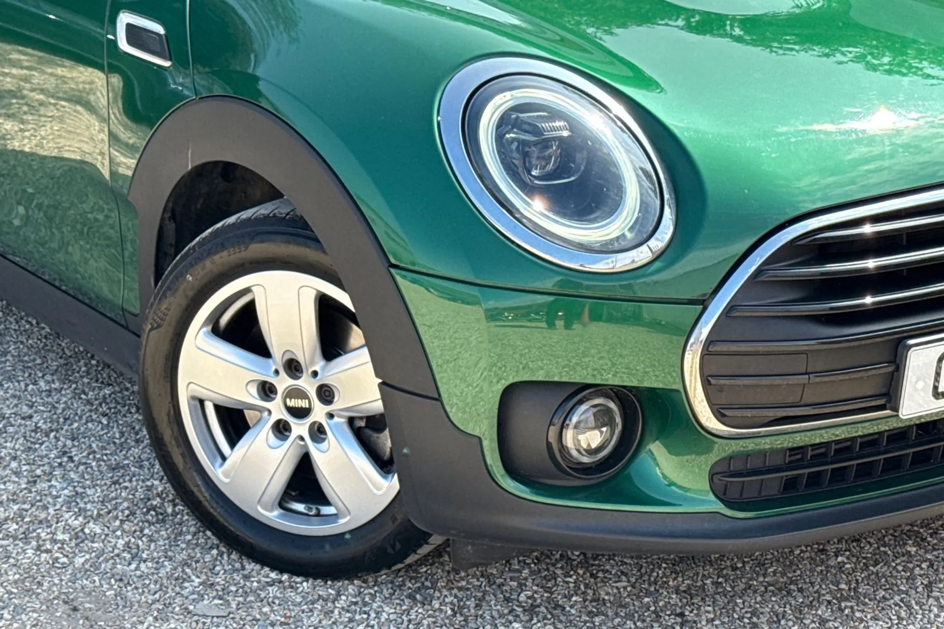 MINI CLUBMAN thumbnail image number 6