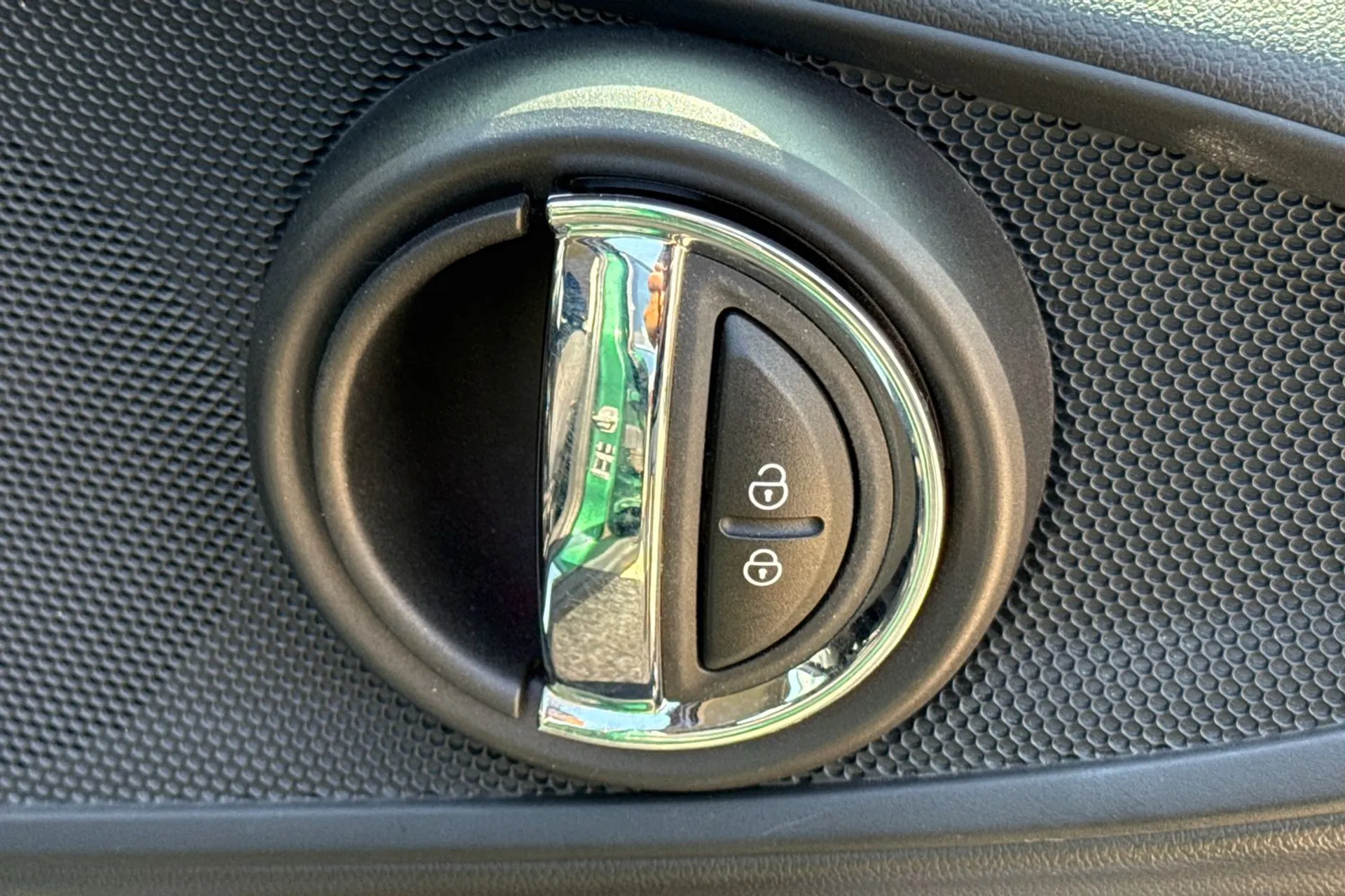 MINI CLUBMAN thumbnail image number 47