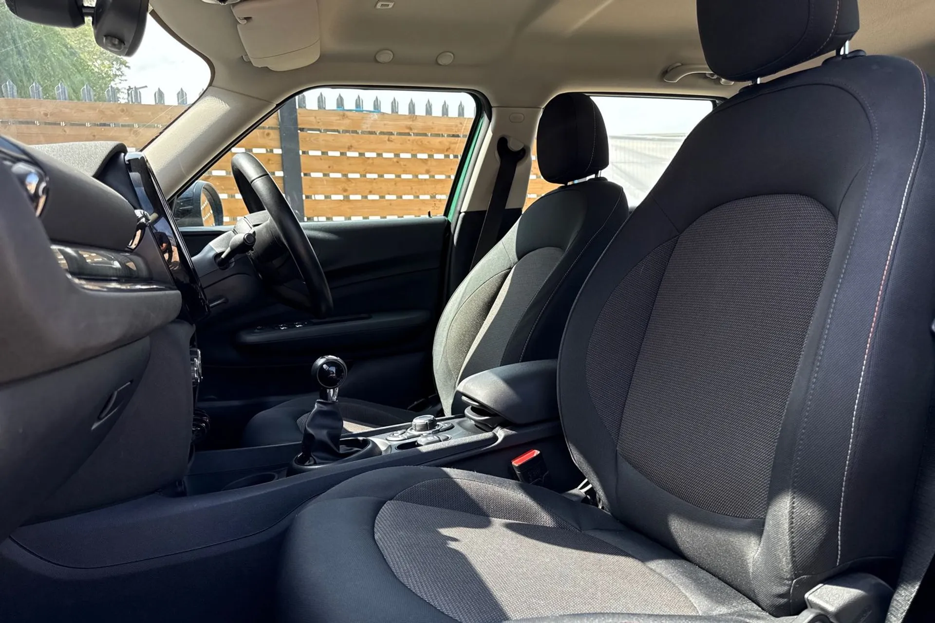 MINI CLUBMAN thumbnail image number 29