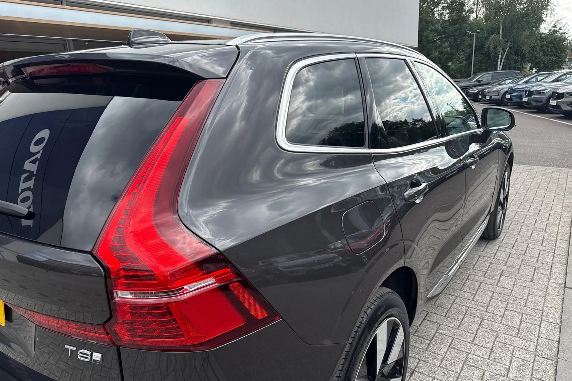 Volvo XC60 thumbnail image number 14