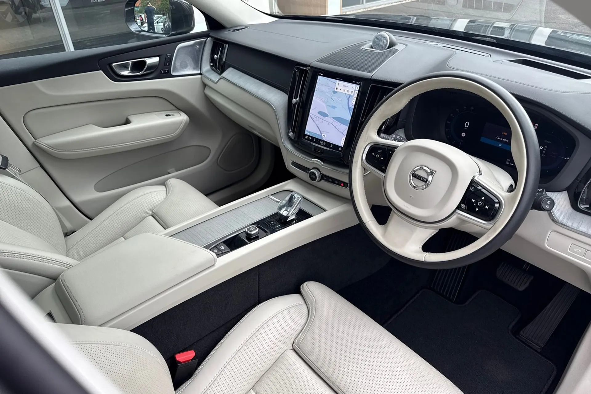 Volvo XC60 thumbnail image number 5