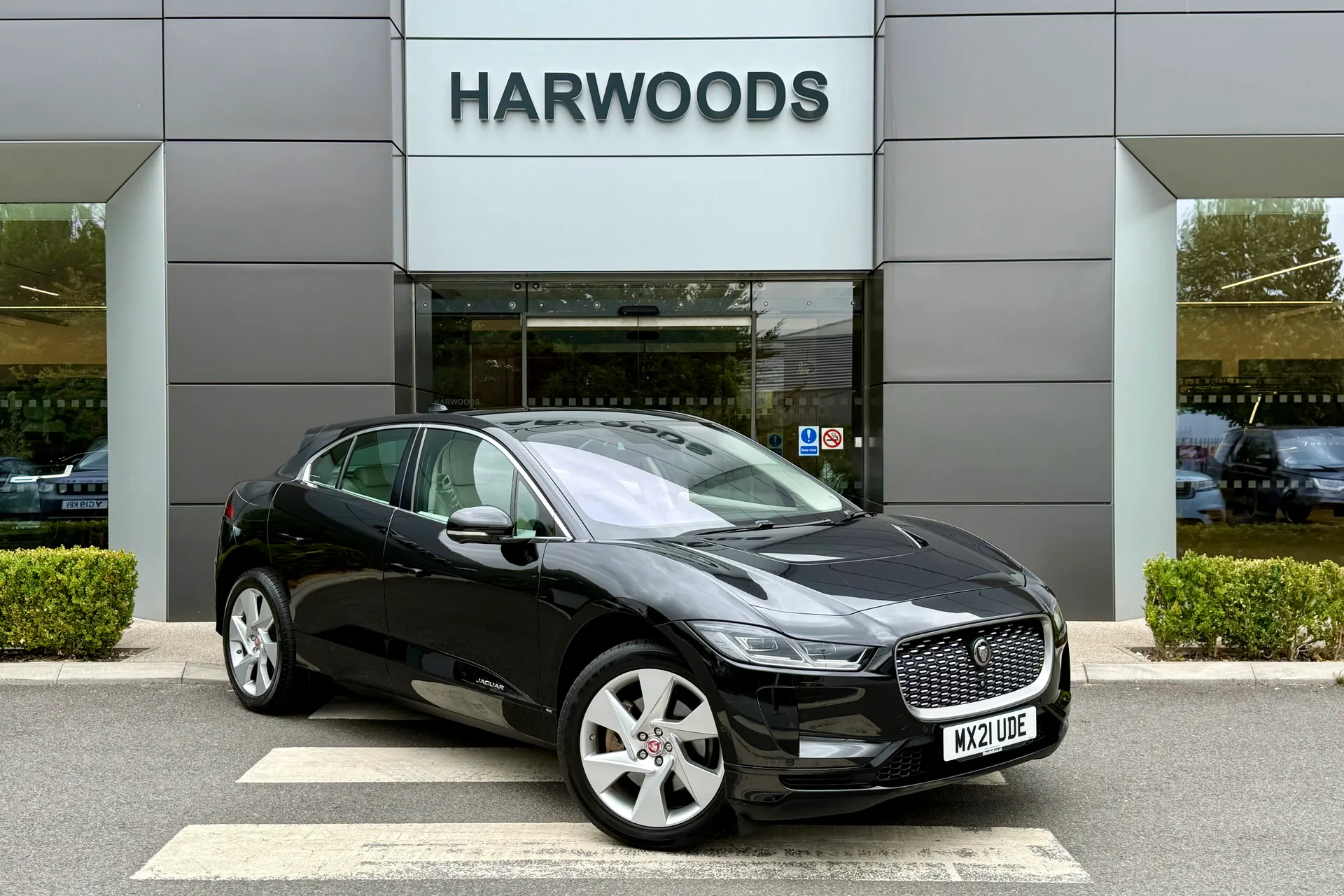 Jaguar I-PACE focused image