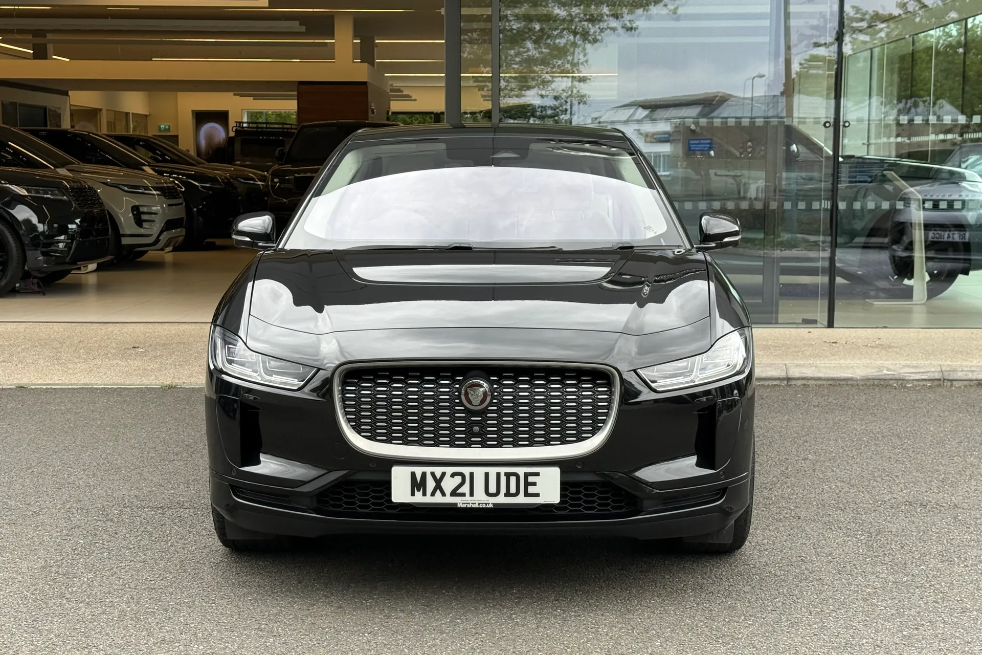 Jaguar I-PACE thumbnail image number 6