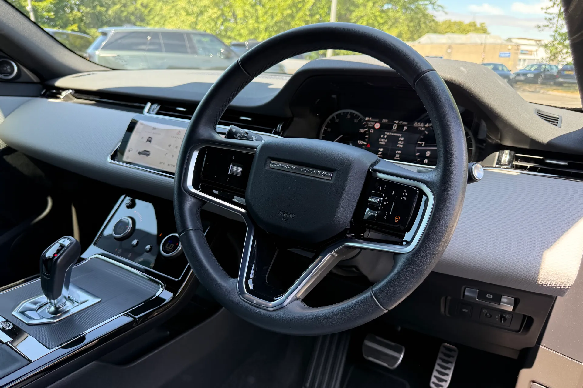 LAND ROVER RANGE ROVER EVOQUE thumbnail image number 27