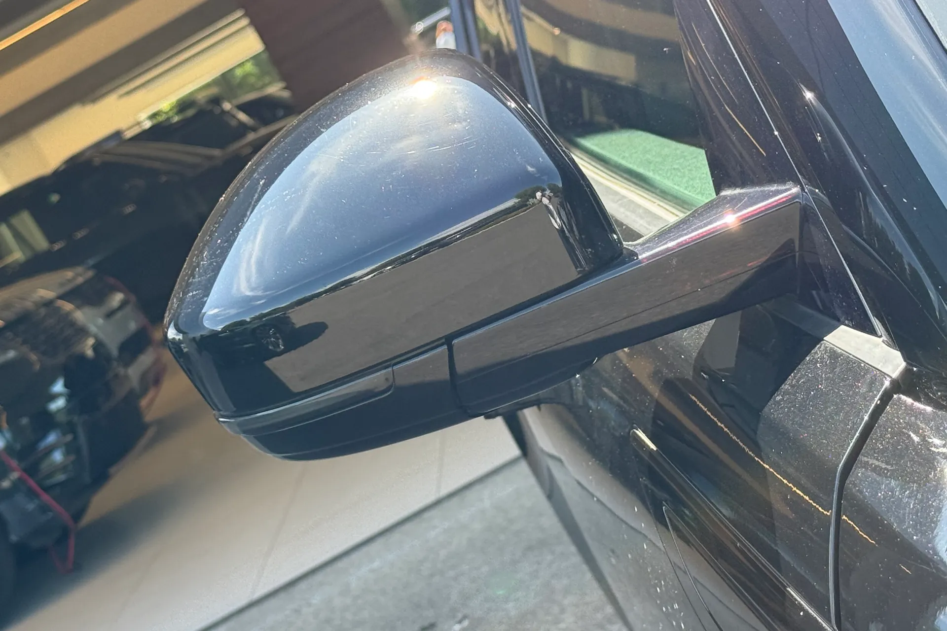 LAND ROVER RANGE ROVER EVOQUE thumbnail image number 37