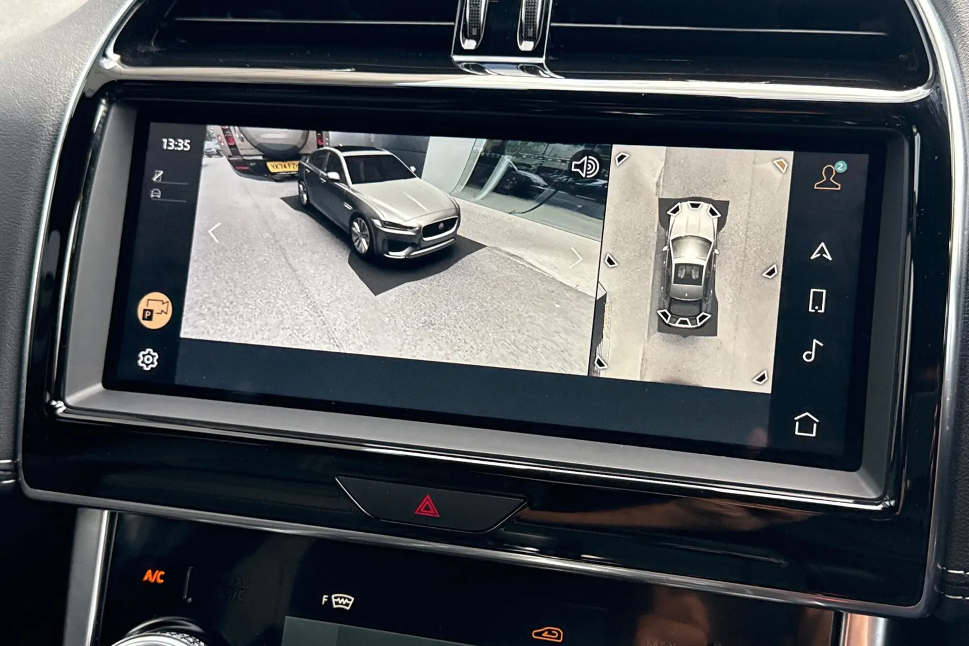 Jaguar XE thumbnail image number 8