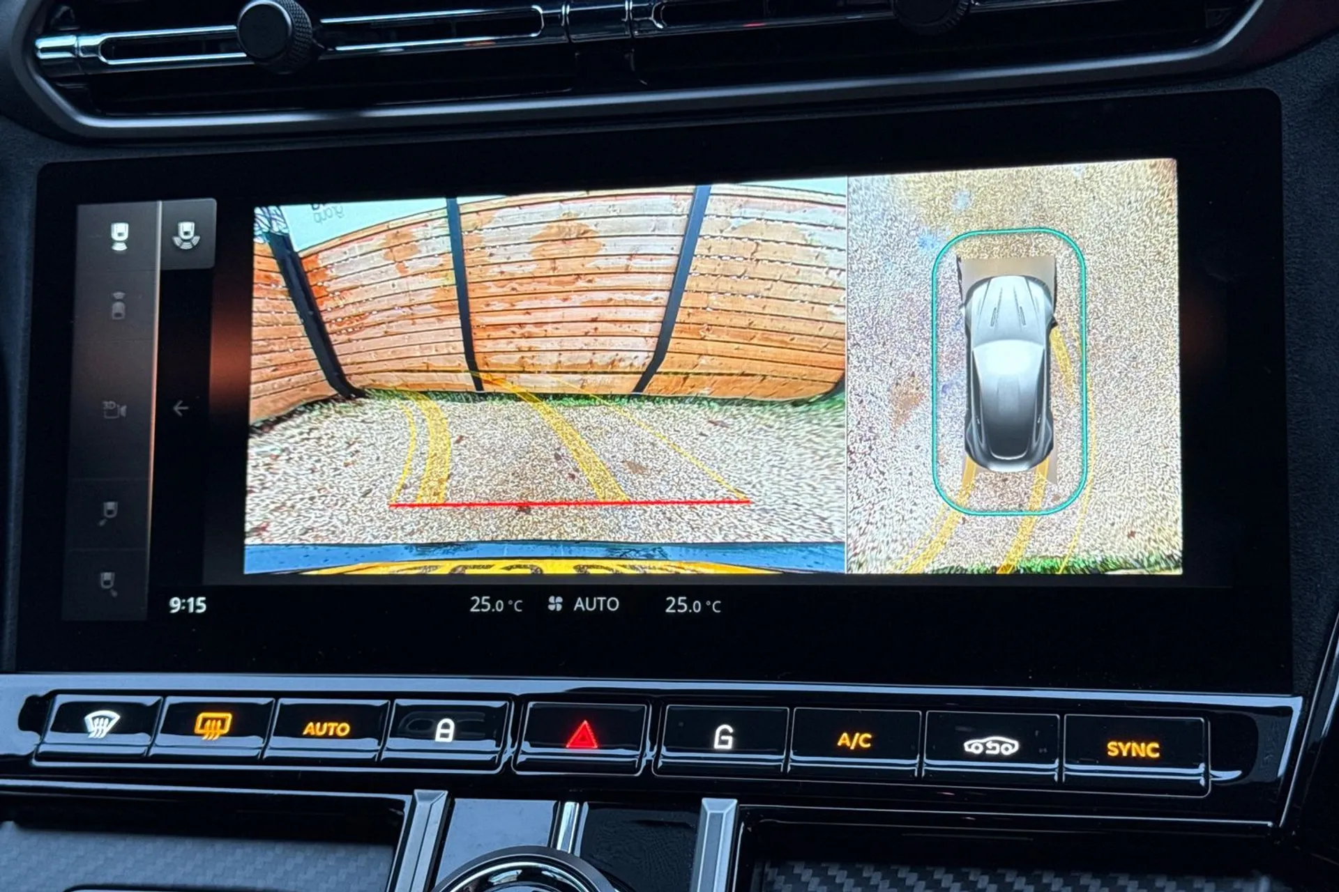 Aston Martin Vantage thumbnail image number 5