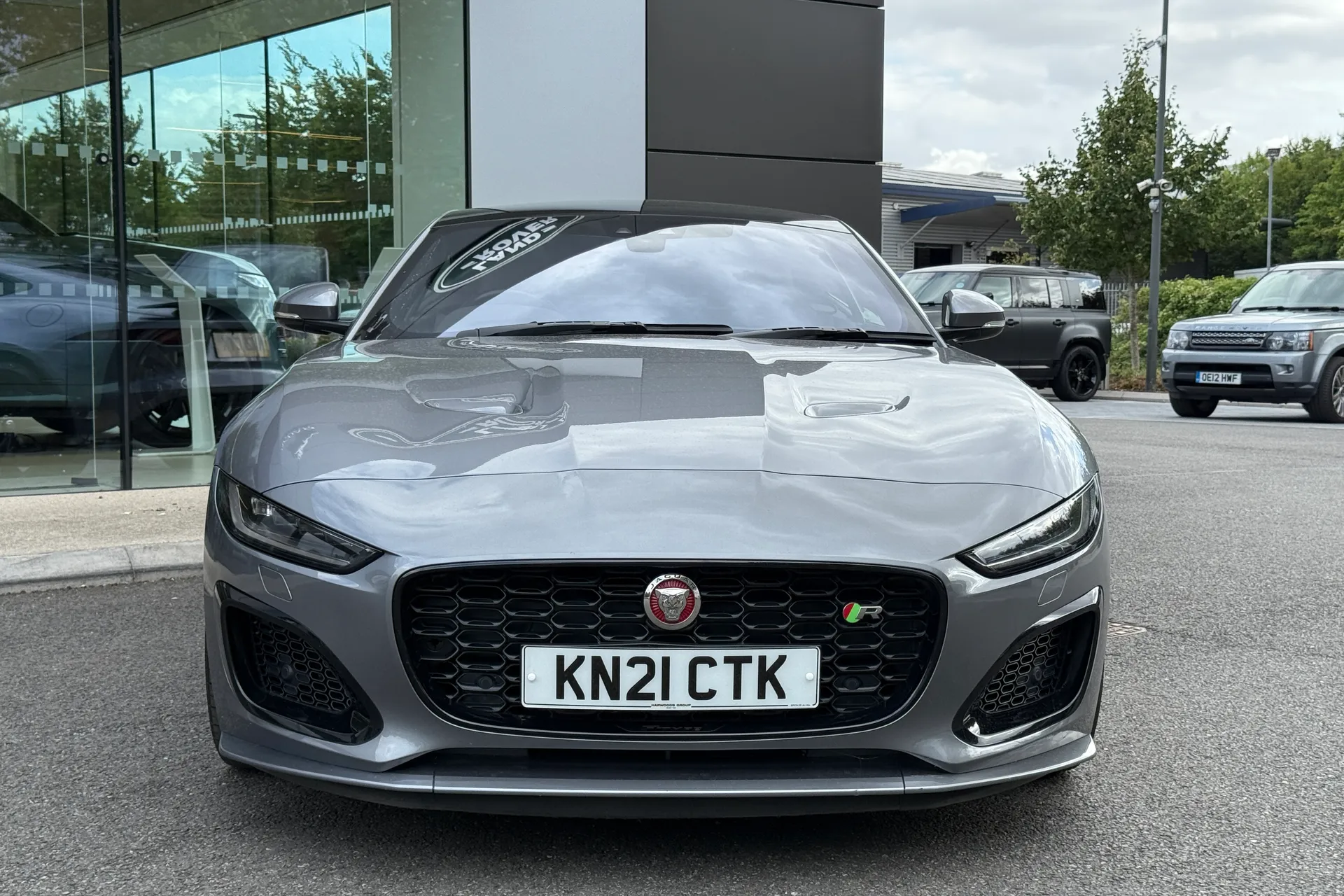 Jaguar F-TYPE thumbnail image number 34