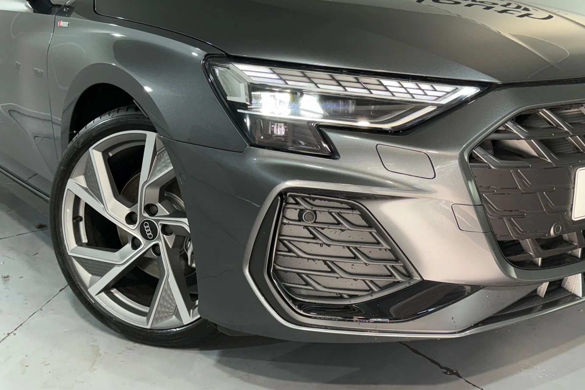 Audi A3 thumbnail image number 9