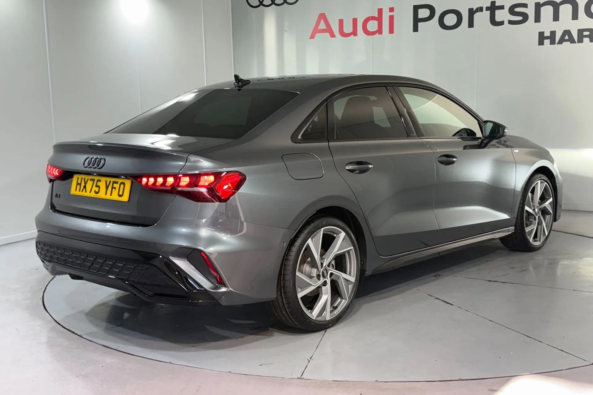 Audi A3 thumbnail image number 7