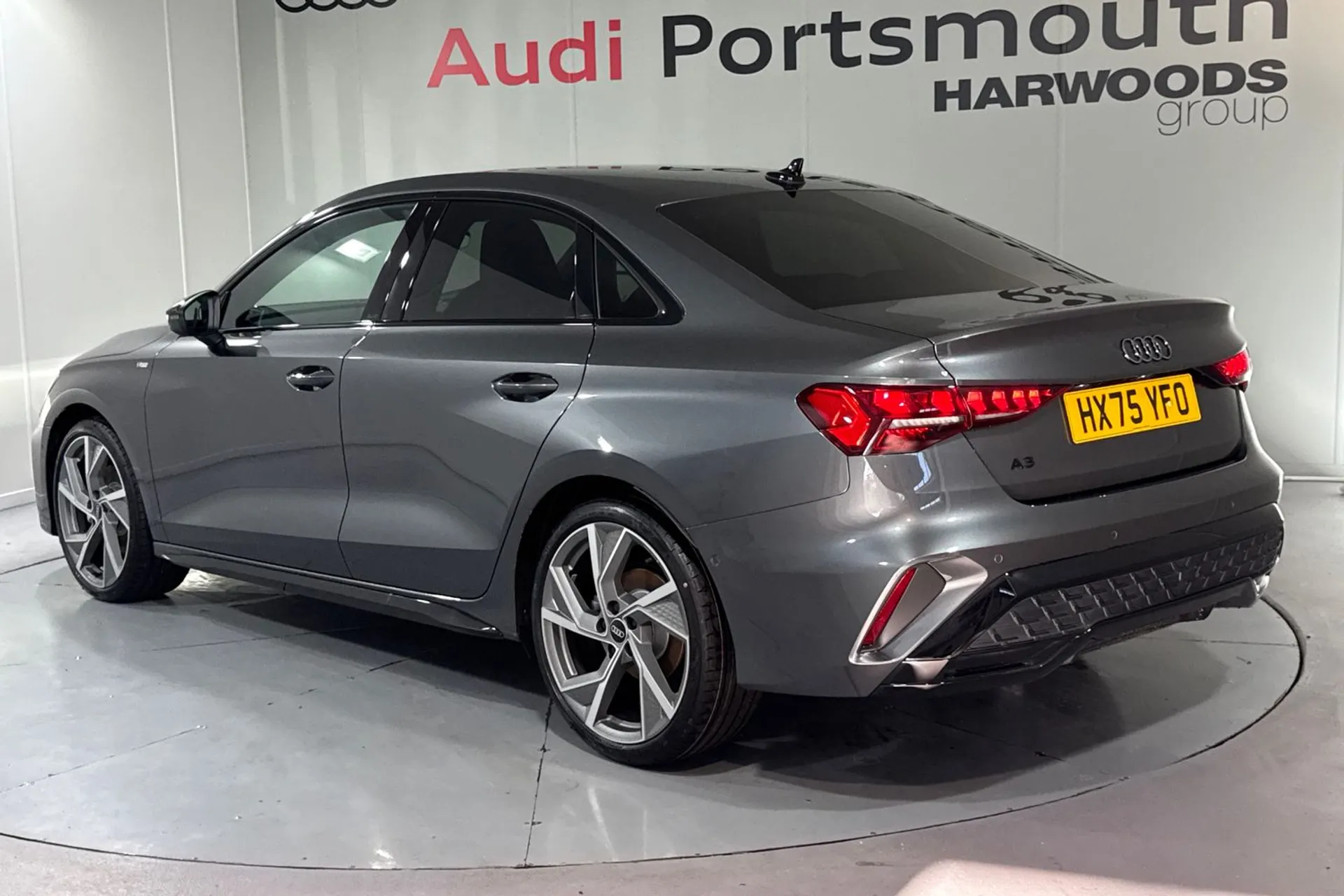 Audi A3 thumbnail image number 10