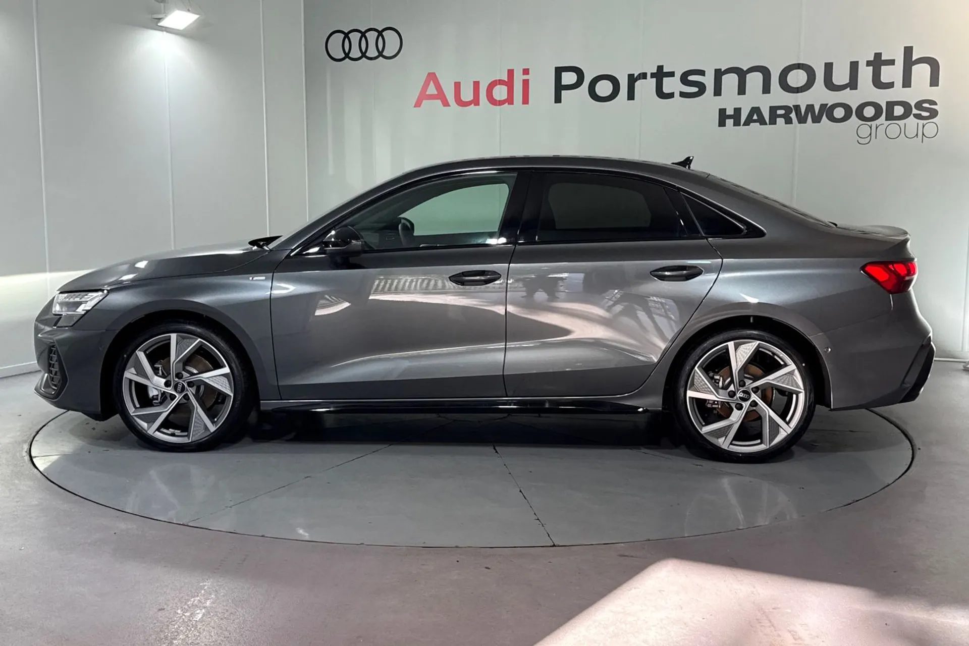 Audi A3 thumbnail image number 11