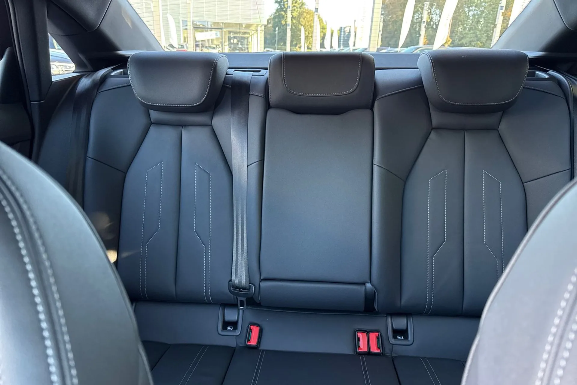 Audi A3 thumbnail image number 32