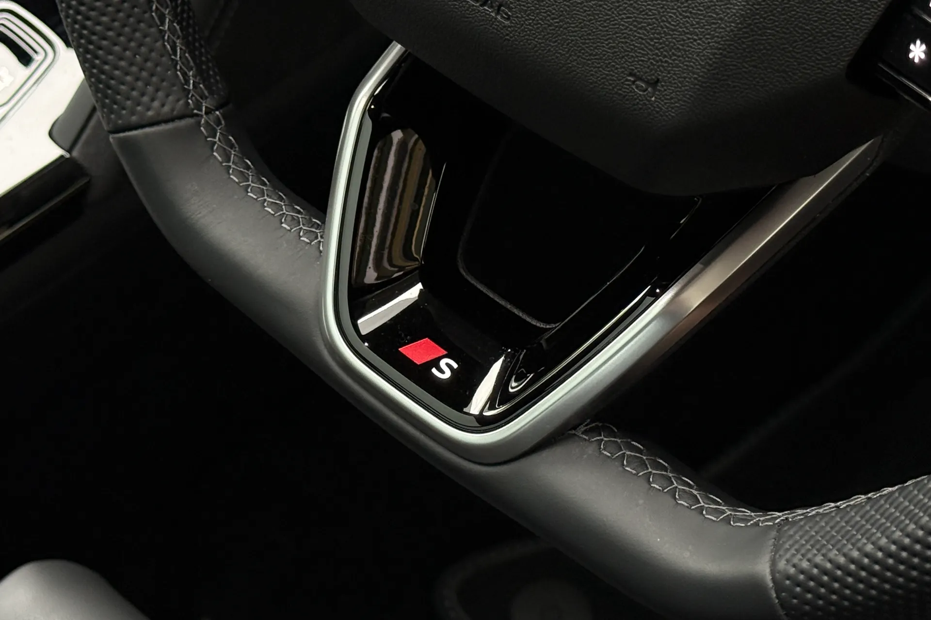 Audi Q5 thumbnail image number 64