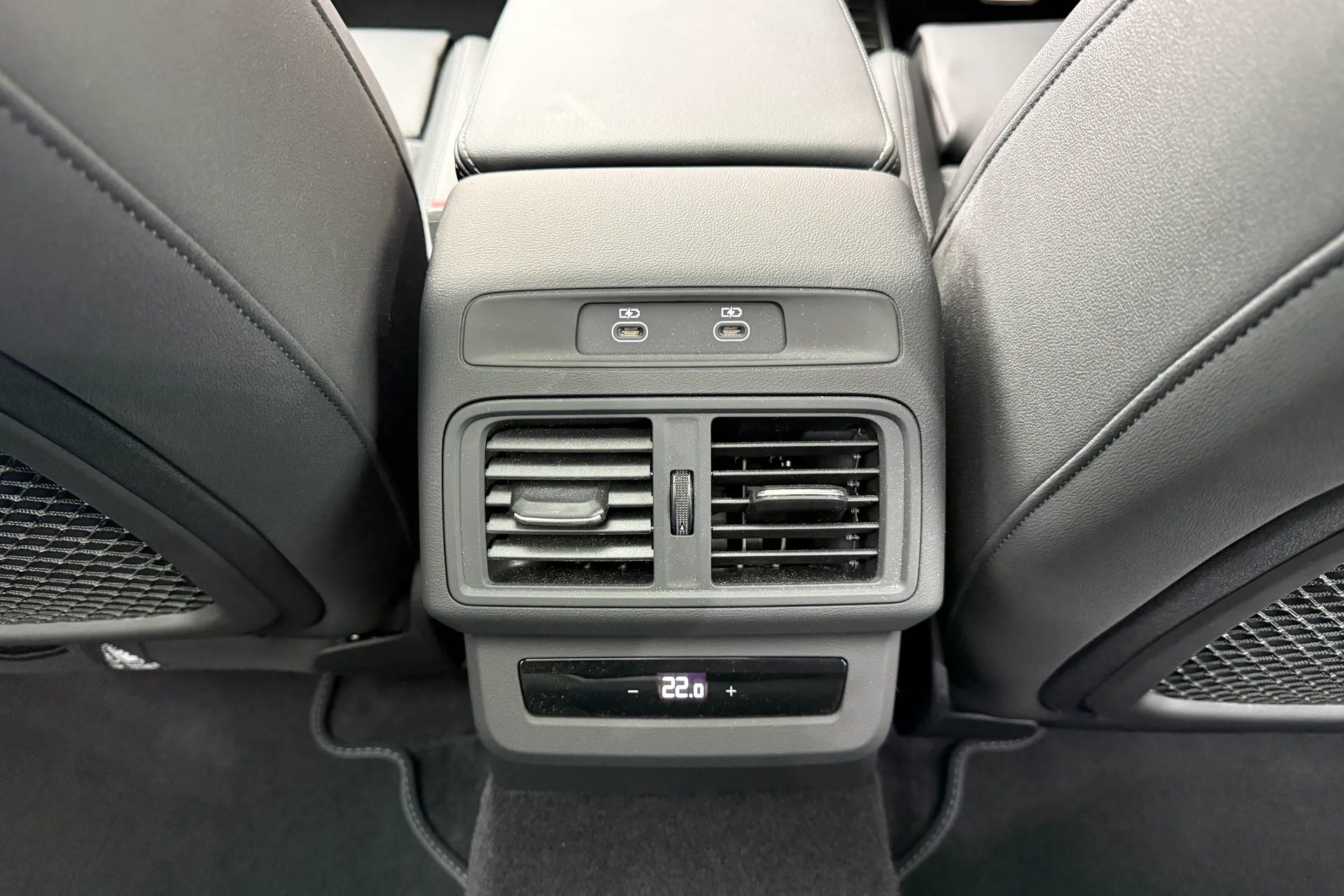 Audi Q5 thumbnail image number 43