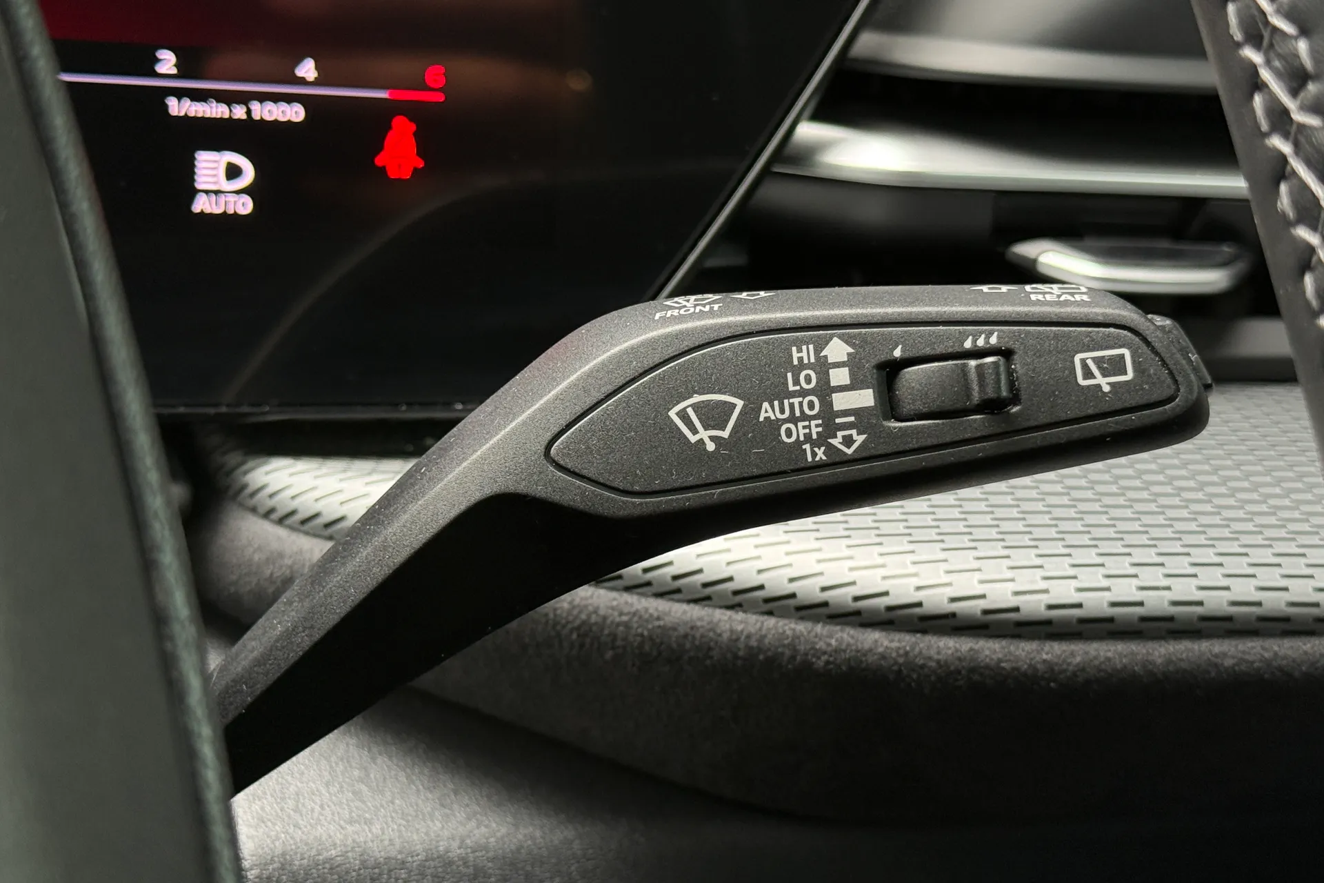 Audi Q5 thumbnail image number 20