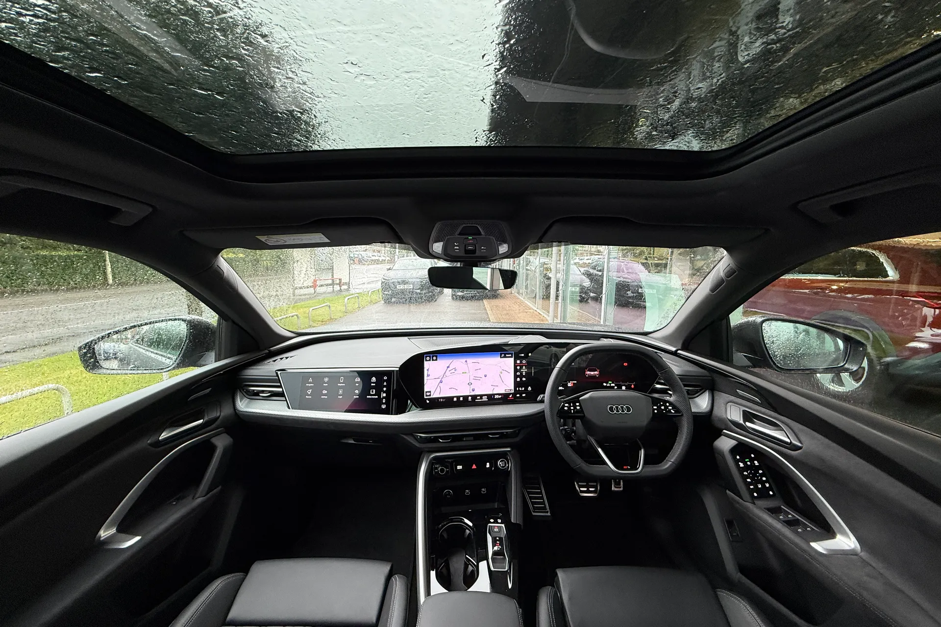 Audi Q5 thumbnail image number 3