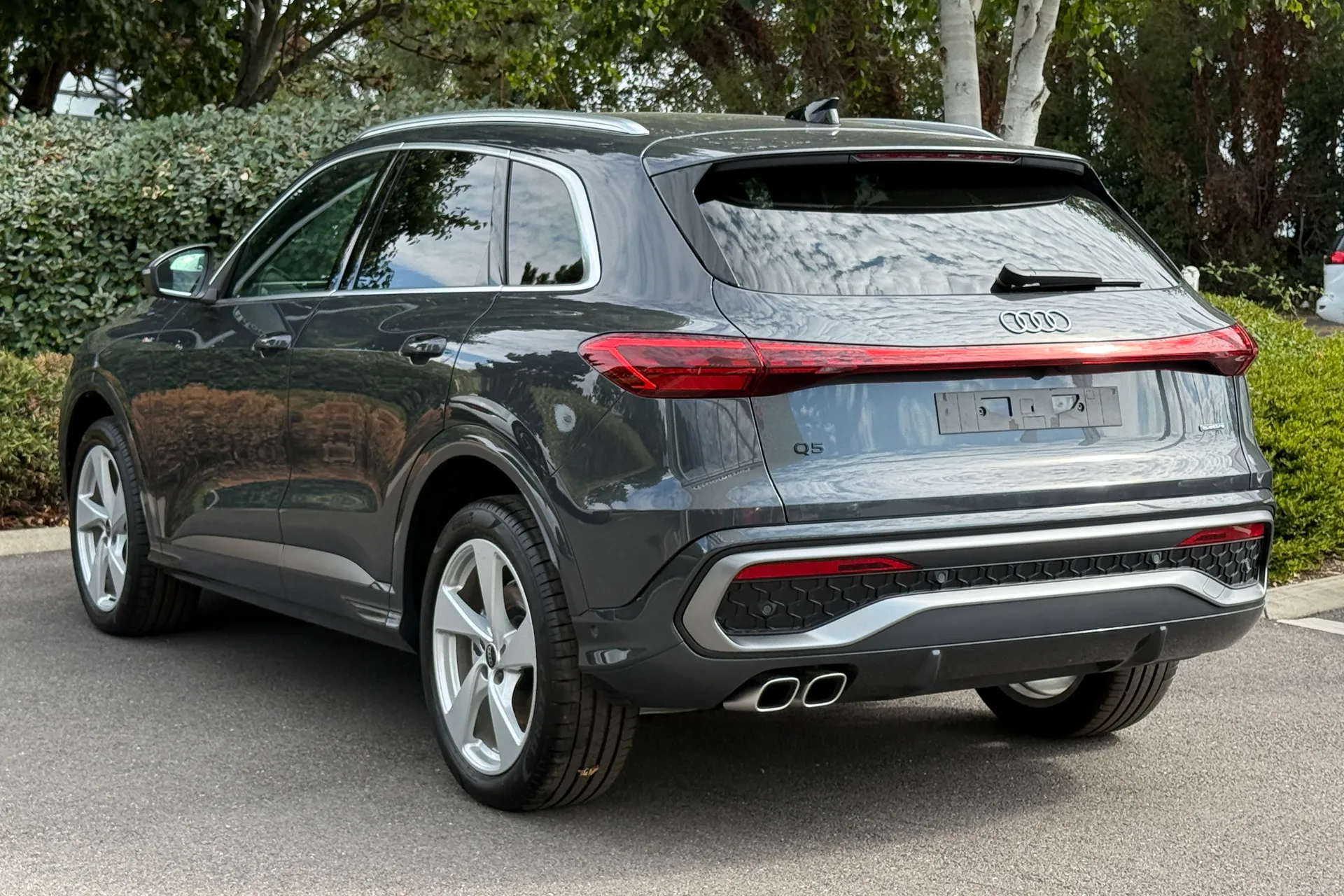 Audi Q5 thumbnail image number 13