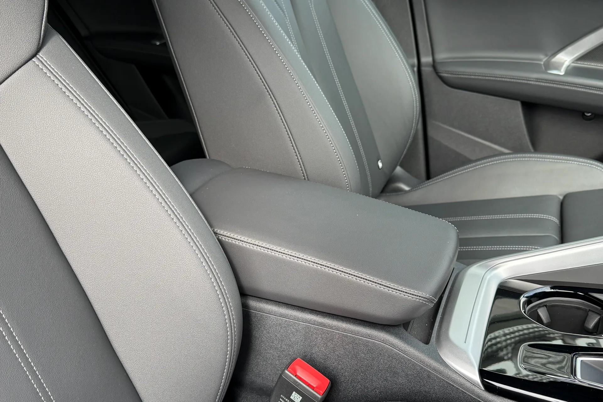 Audi Q5 thumbnail image number 17