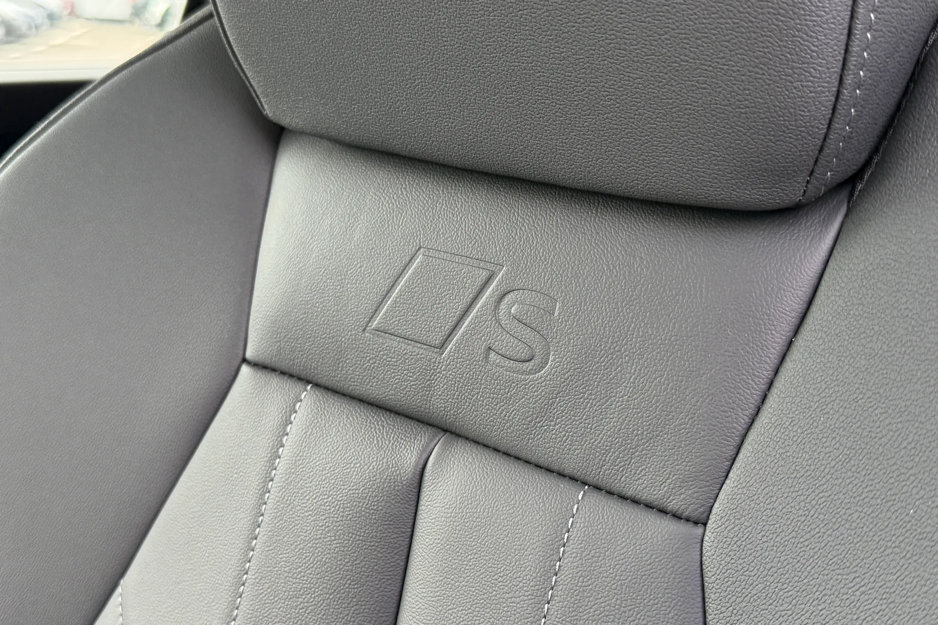 Audi Q5 thumbnail image number 34
