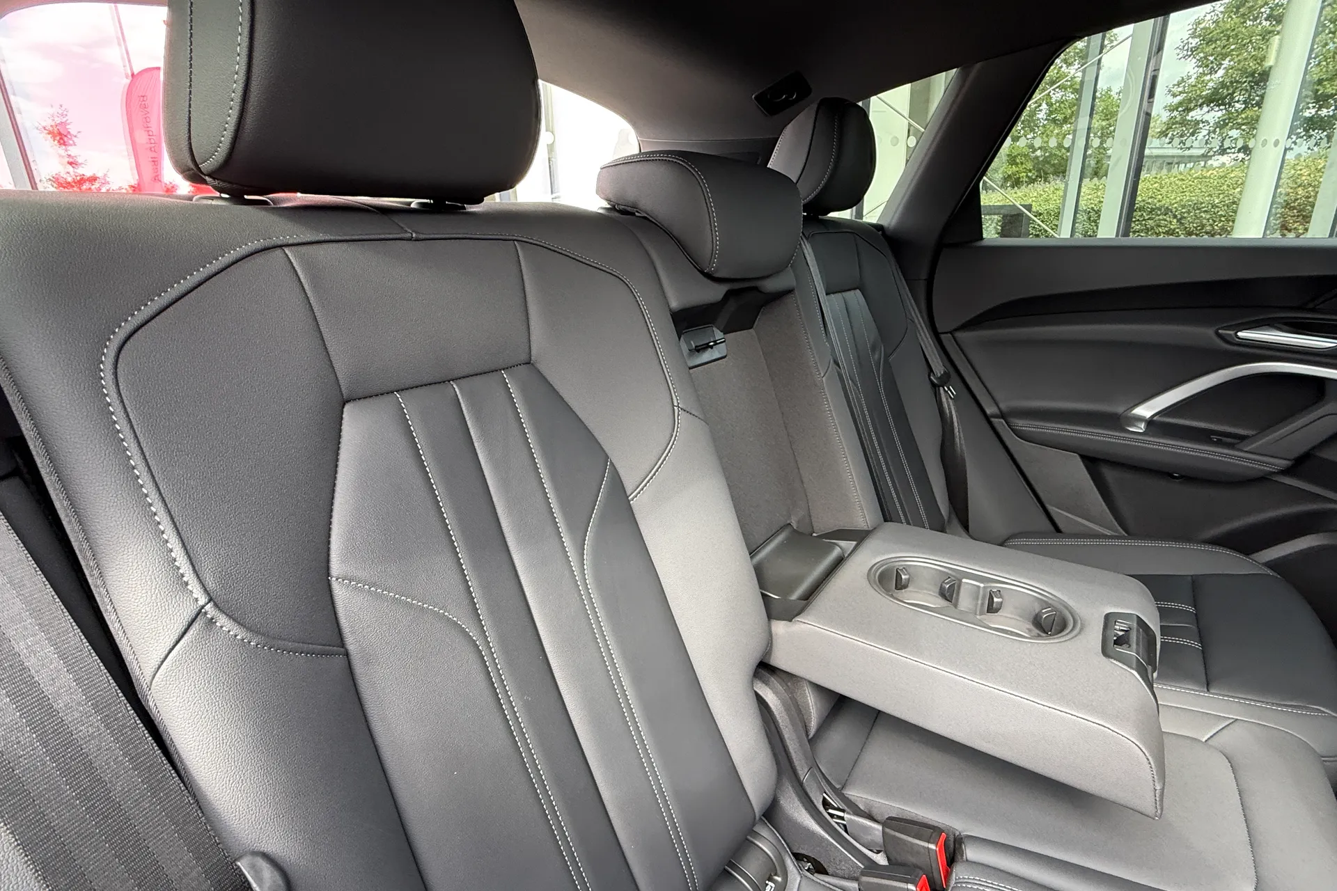 Audi Q5 thumbnail image number 43