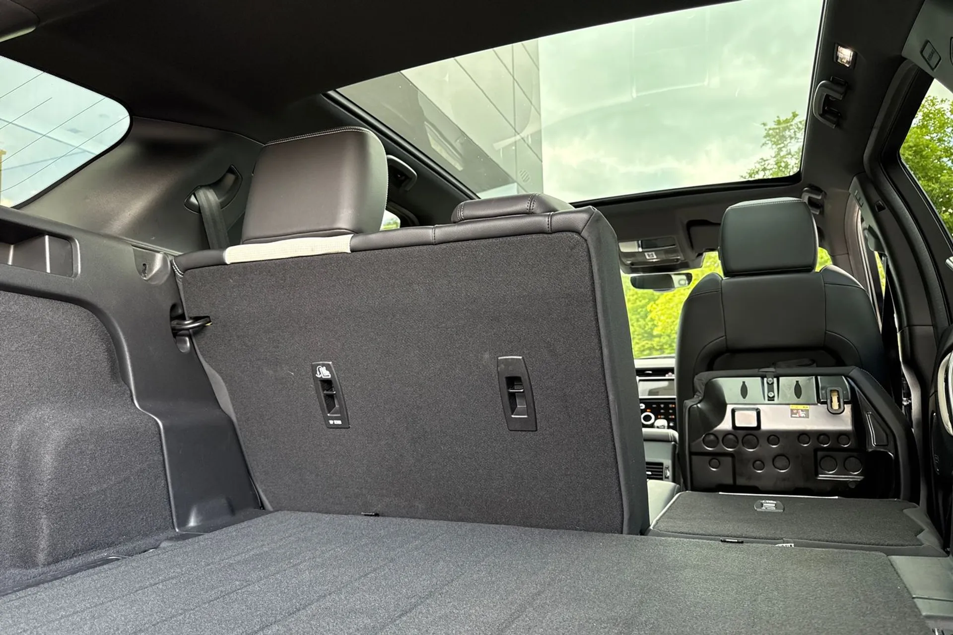 LAND ROVER DISCOVERY SPORT thumbnail image number 34