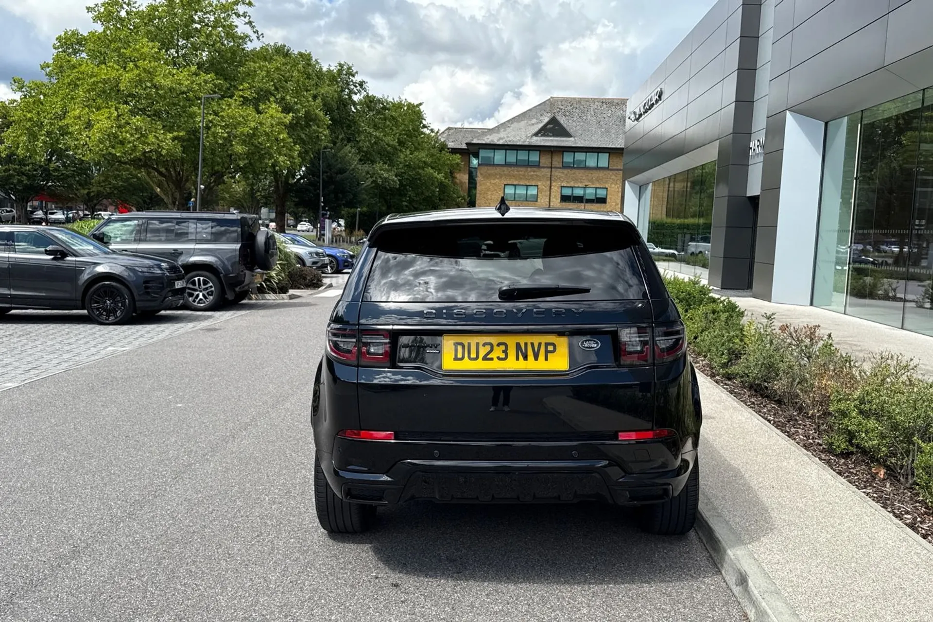 LAND ROVER DISCOVERY SPORT thumbnail image number 13