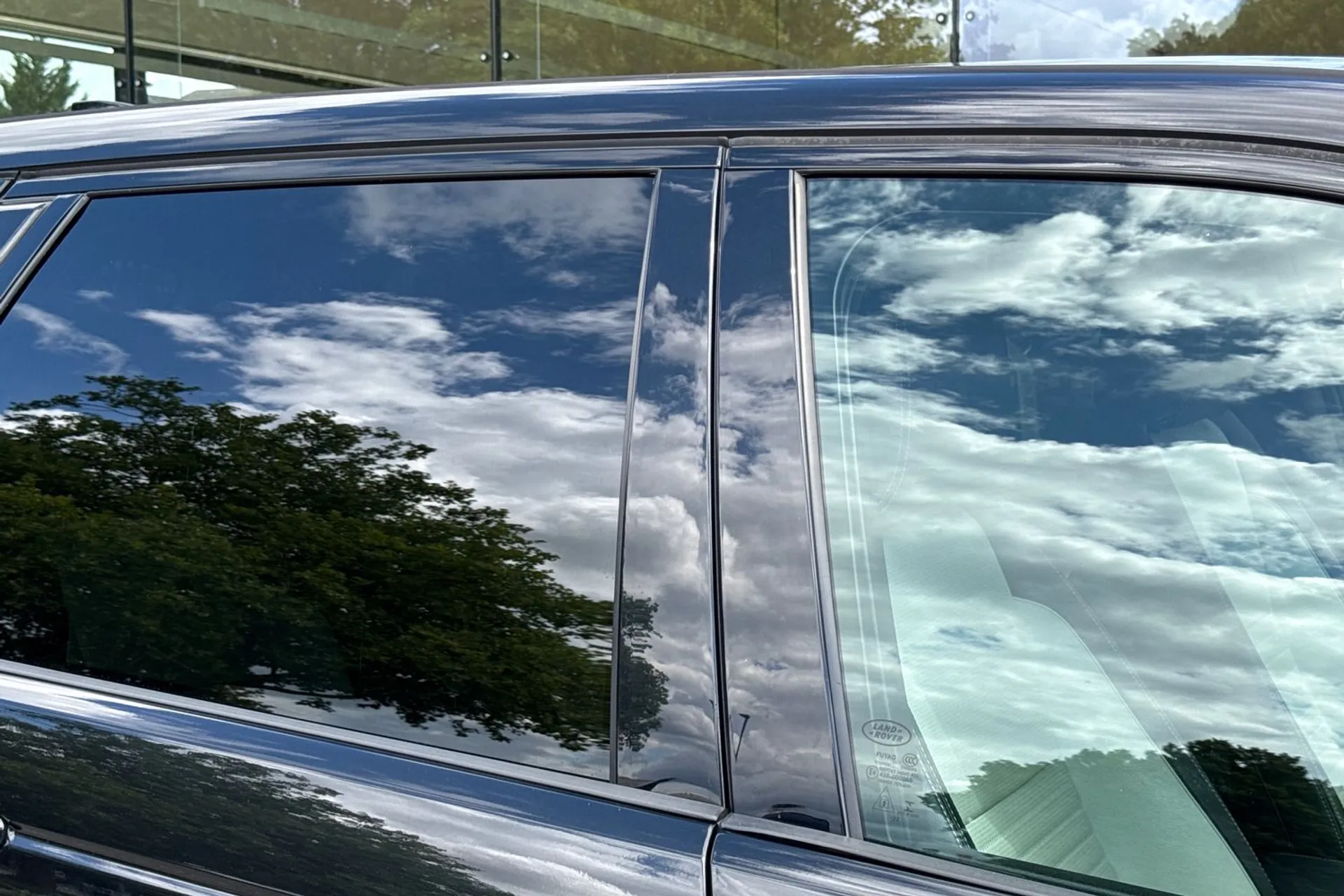 LAND ROVER DISCOVERY SPORT thumbnail image number 28