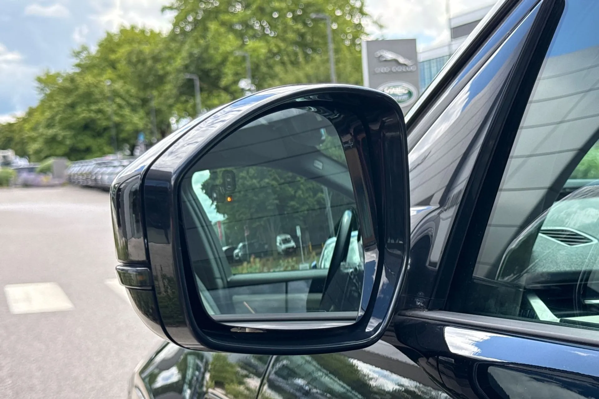 LAND ROVER DISCOVERY SPORT thumbnail image number 49