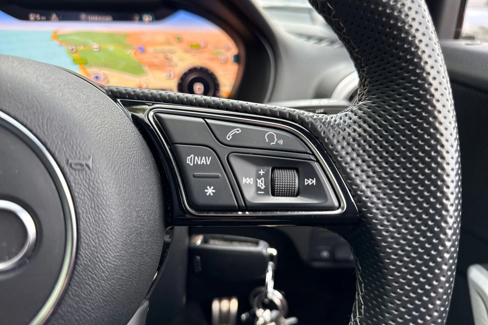 Audi Q2 thumbnail image number 40
