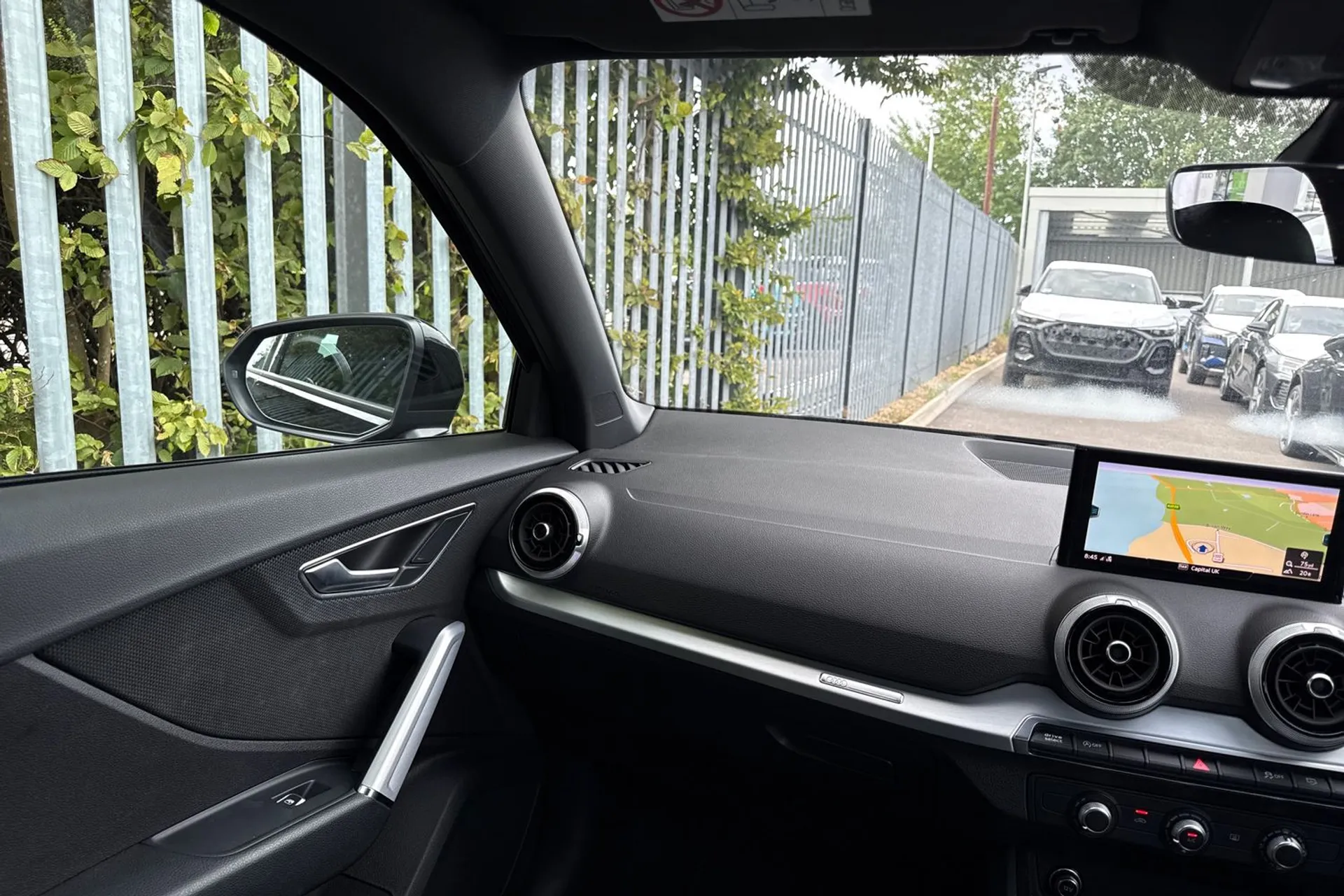 Audi Q2 thumbnail image number 35