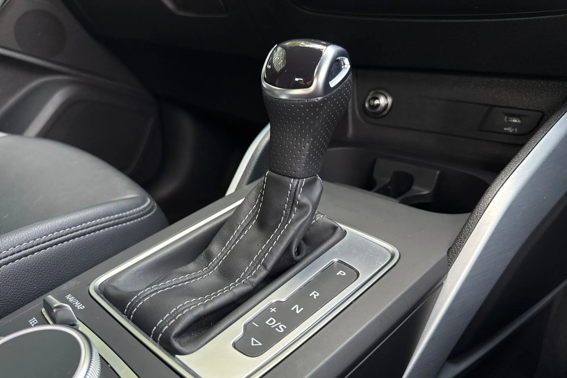 Audi Q2 thumbnail image number 33