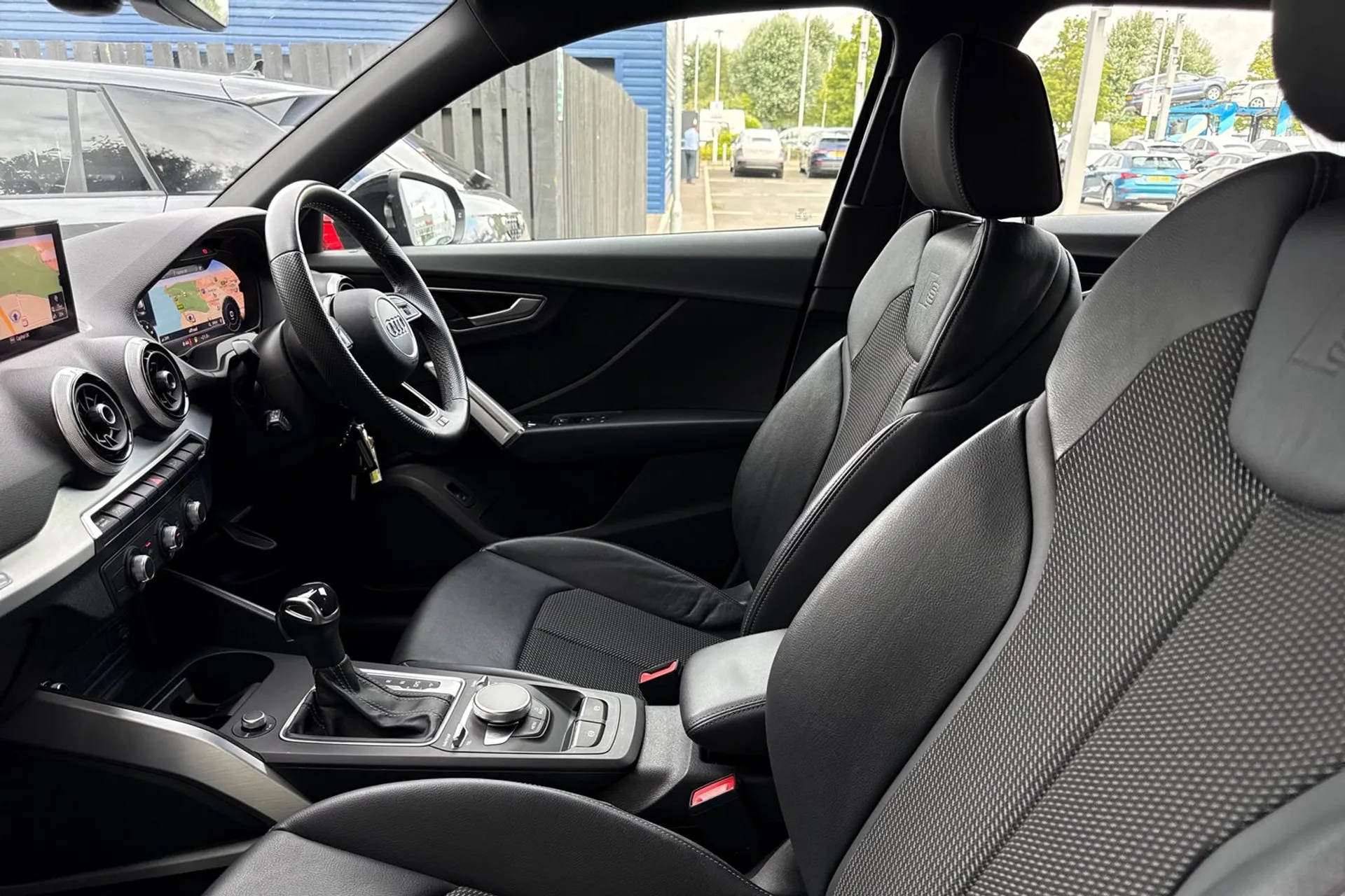 Audi Q2 thumbnail image number 30