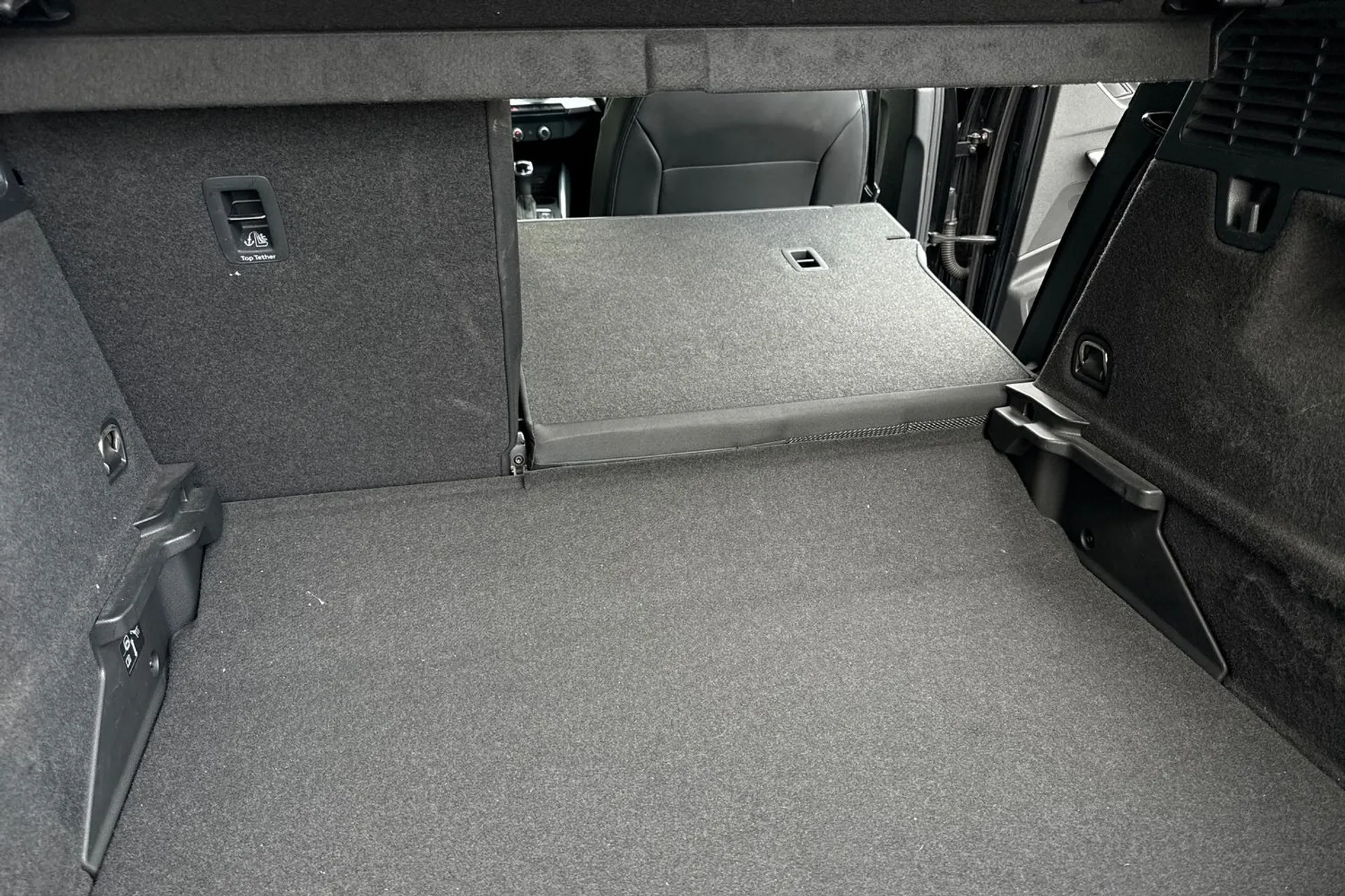 Audi Q2 thumbnail image number 20