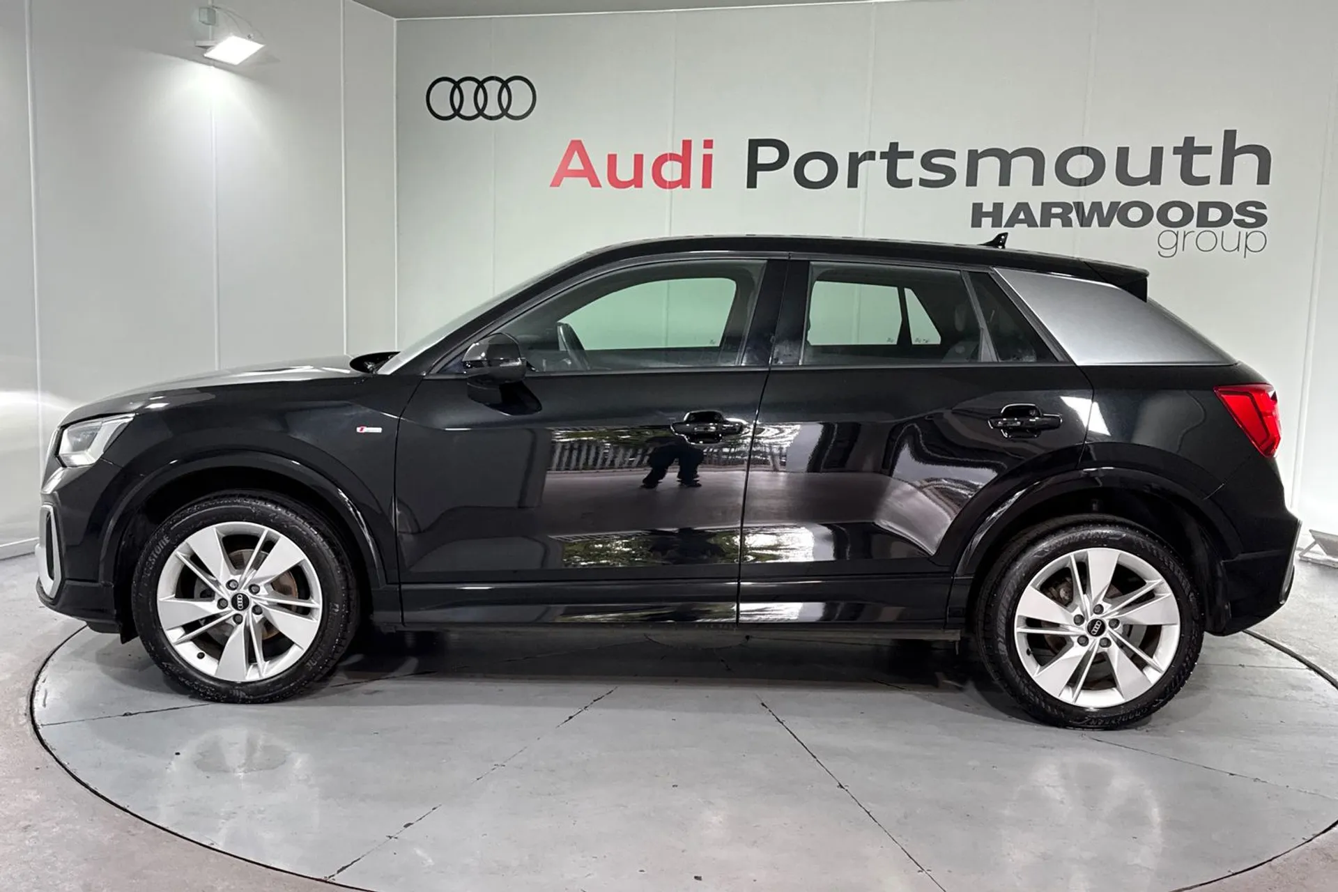 Audi Q2 thumbnail image number 10