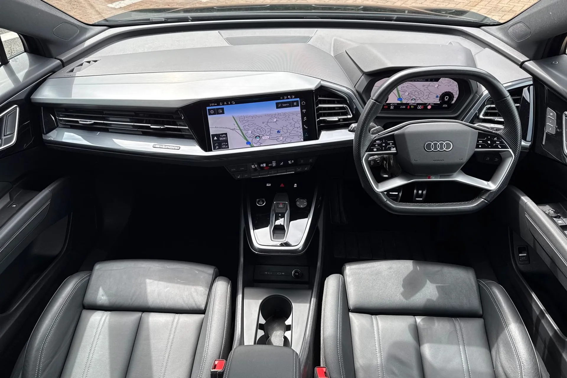 Audi Q4 thumbnail image number 4