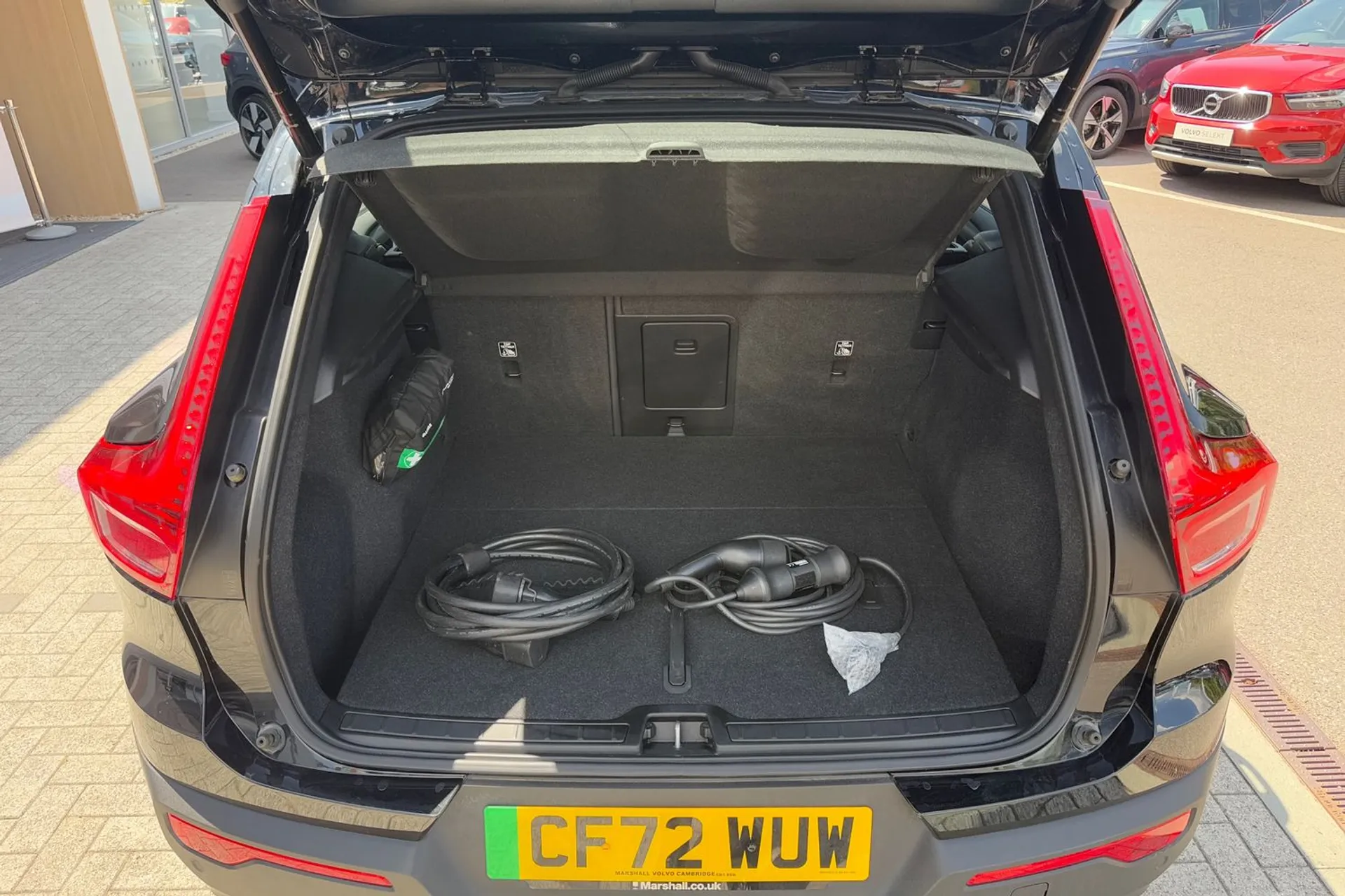 Volvo XC40 thumbnail image number 19