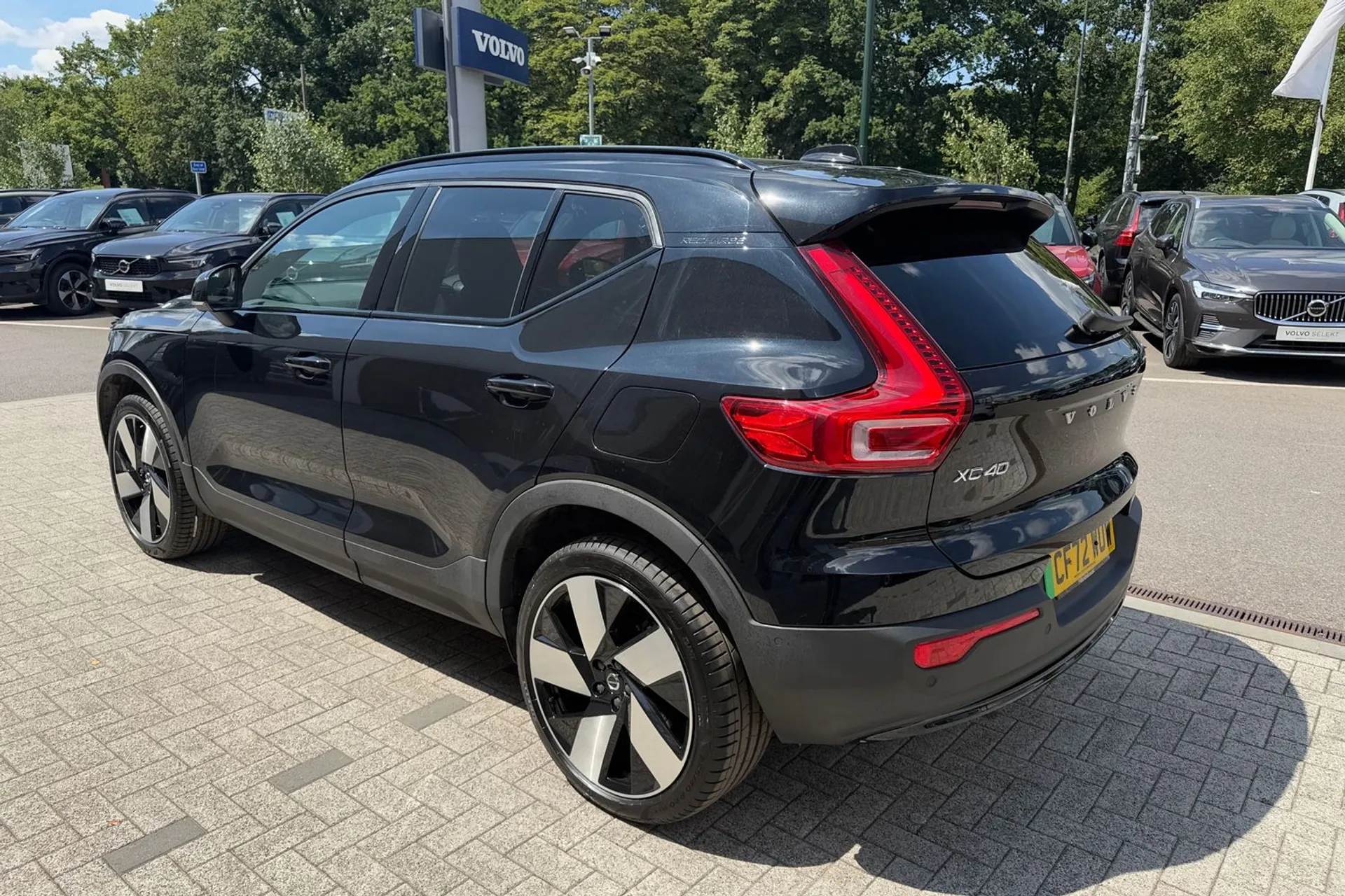 Volvo XC40 thumbnail image number 9
