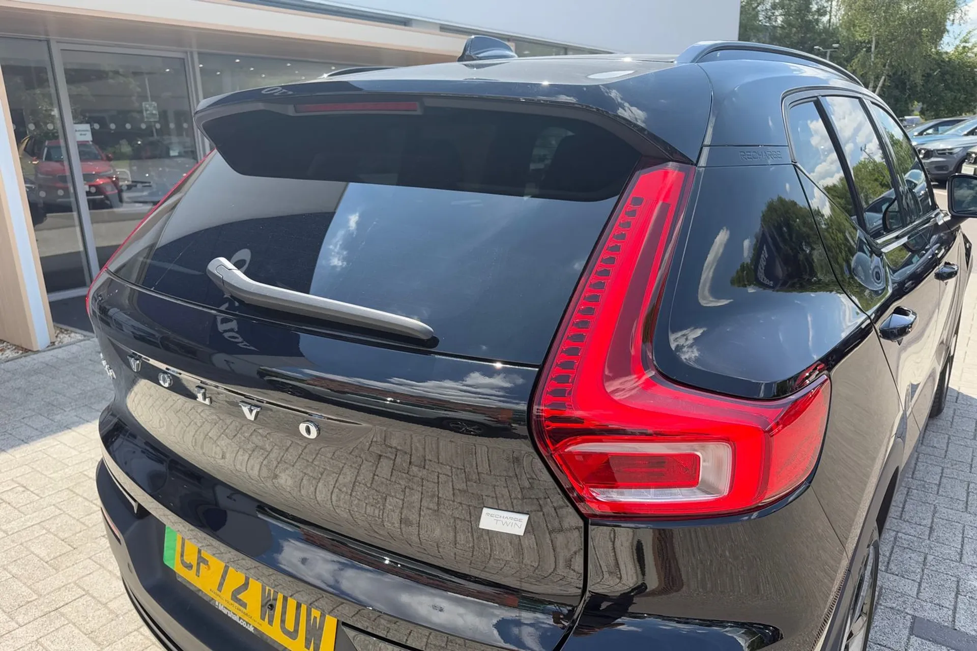 Volvo XC40 thumbnail image number 15