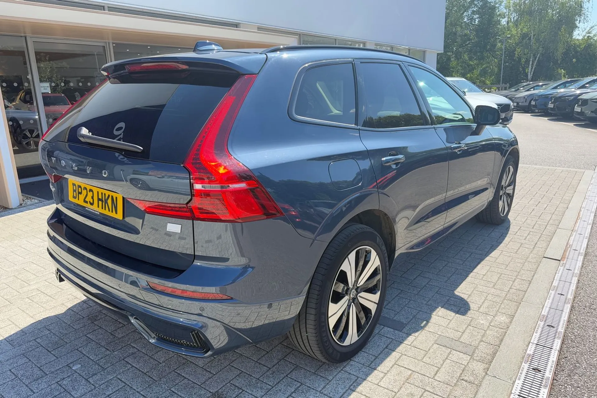 Volvo XC60 thumbnail image number 7