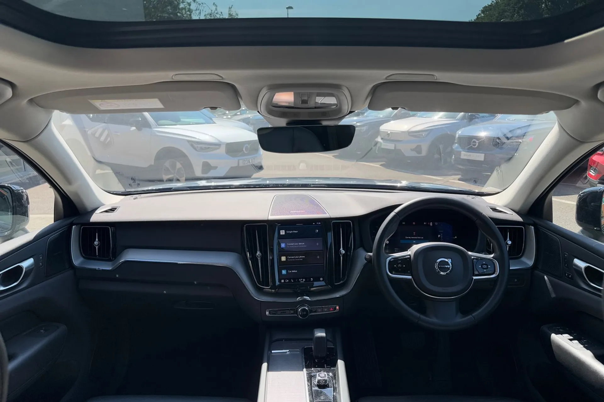 Volvo XC60 thumbnail image number 3