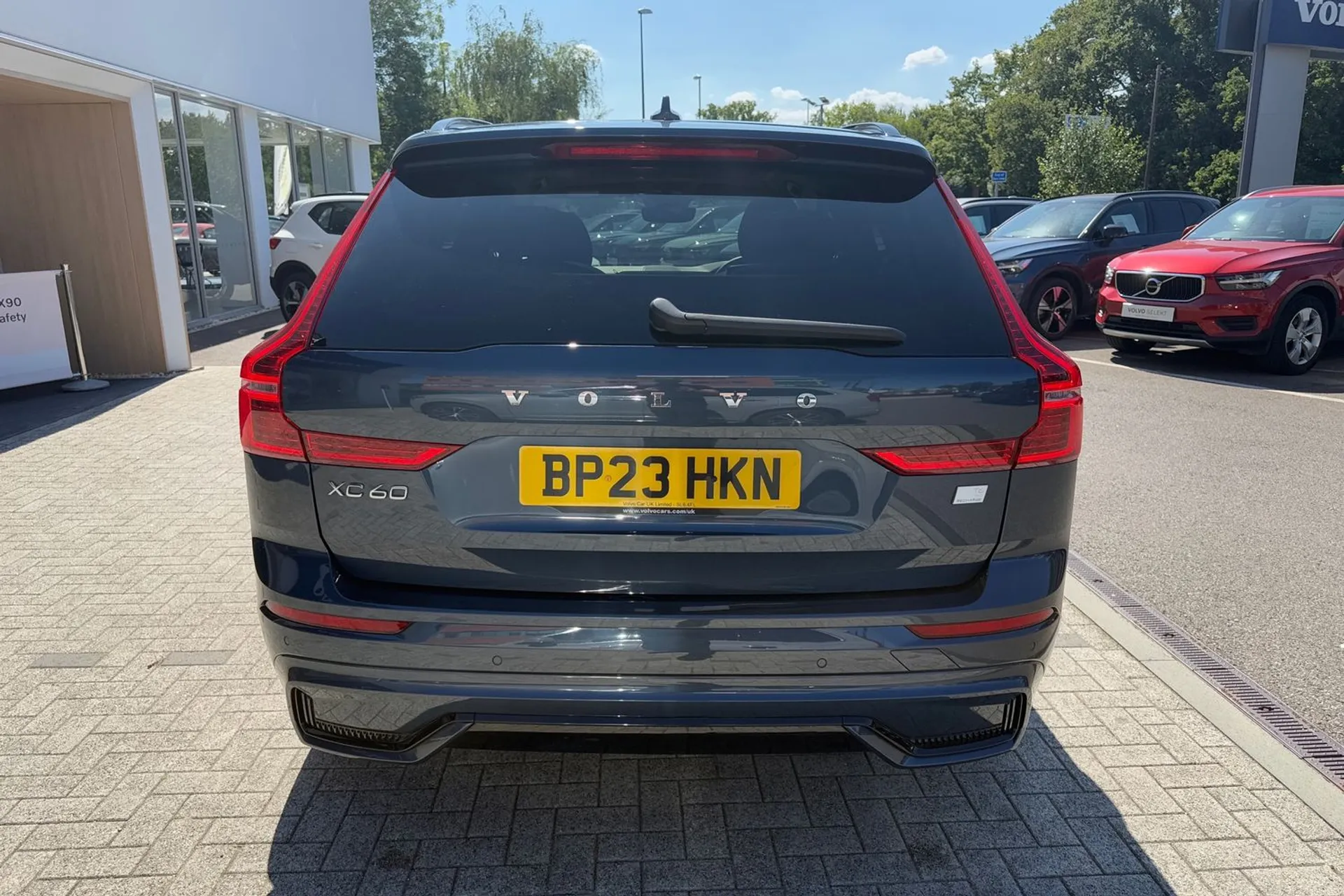 Volvo XC60 thumbnail image number 8