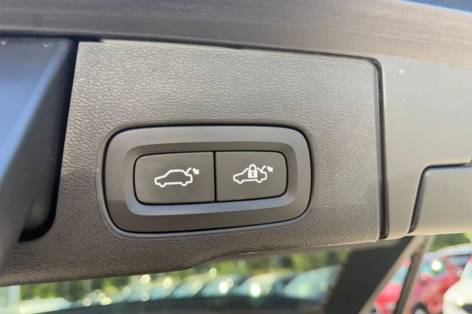 Volvo XC60 thumbnail image number 20