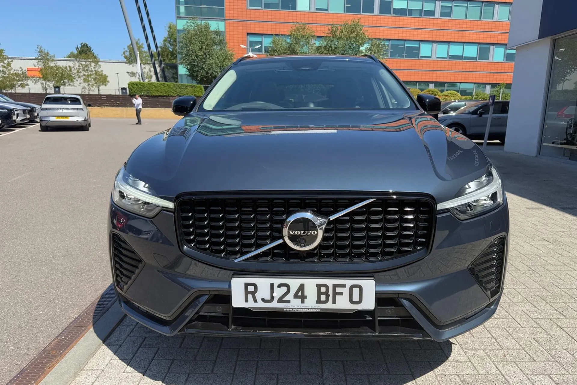 Volvo XC60 thumbnail image number 12