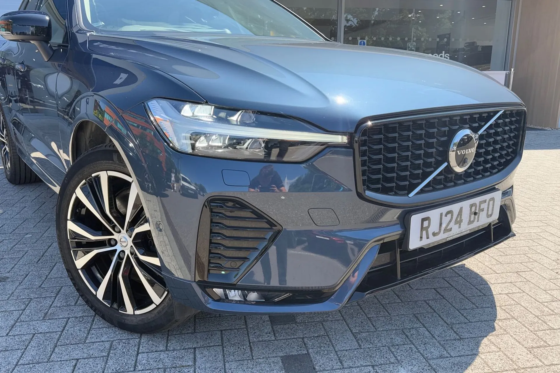 Volvo XC60 thumbnail image number 6